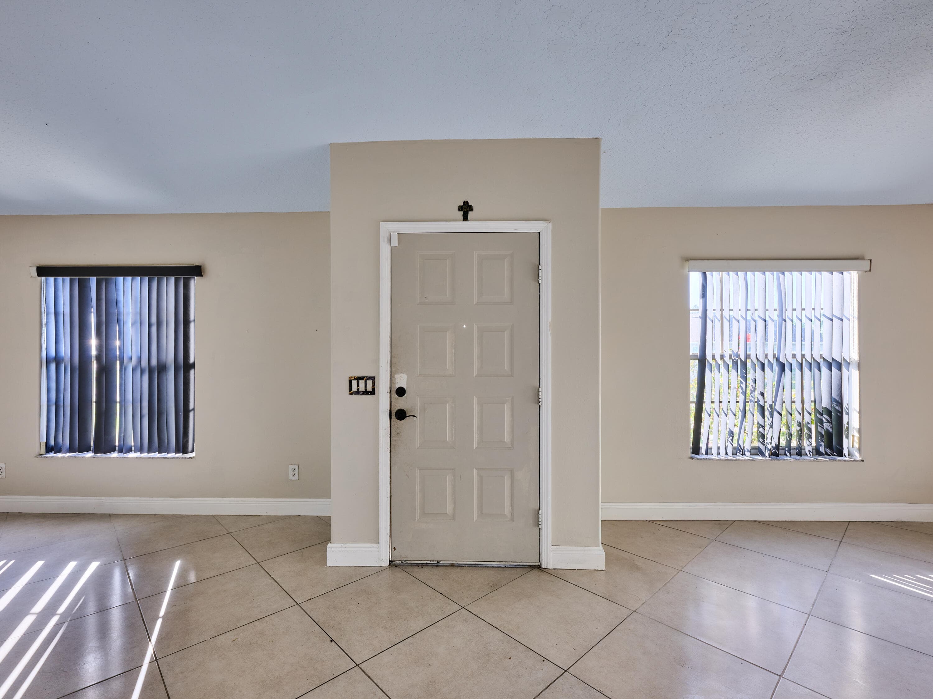 1407 SE Grapeland Avenue, Port St. Lucie, FL 34952 — photo 22 of 25