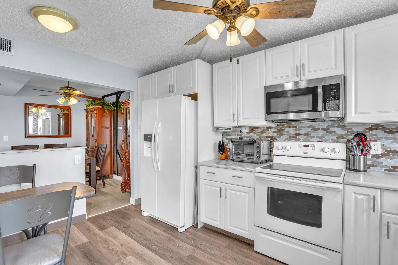 3959 Via Poinciana 503, Lake Worth, FL 33467 — photo 15 of 29
