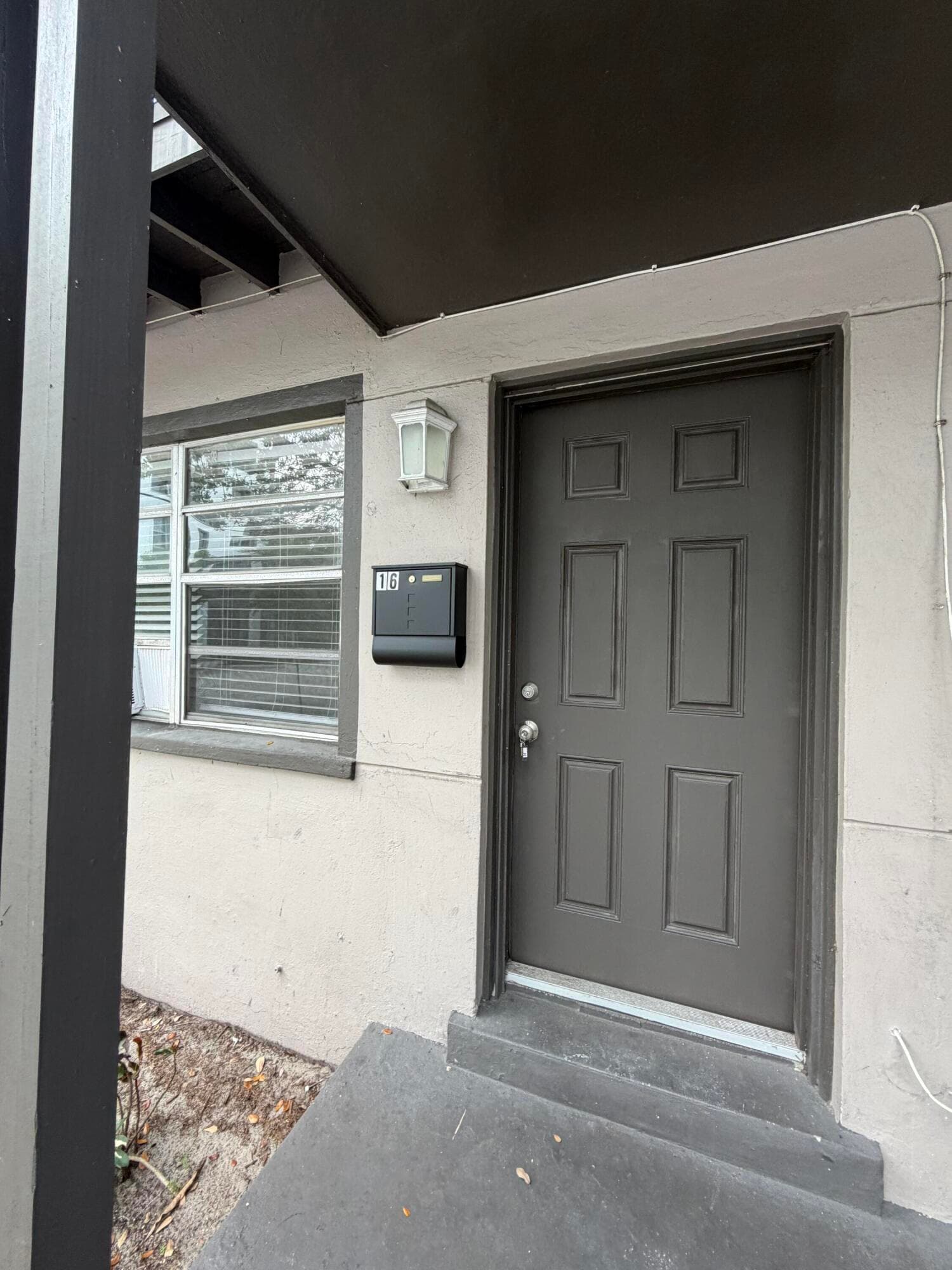 2722 Poinsettia Avenue 16, West Palm Beach, FL 33407 — photo 1 of 7