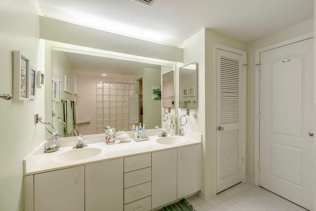 5520 E Harbor Village Drive 101, Vero Beach, FL 32967 — photo 29 of 54