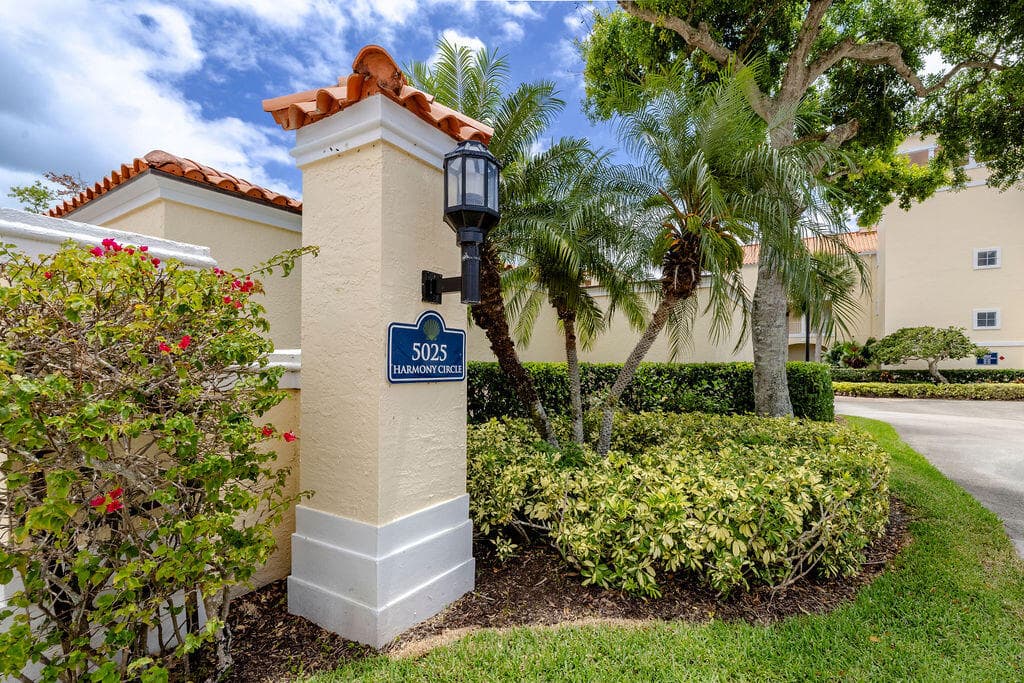 5520 E Harbor Village Drive 101, Vero Beach, FL 32967 — photo 40 of 54