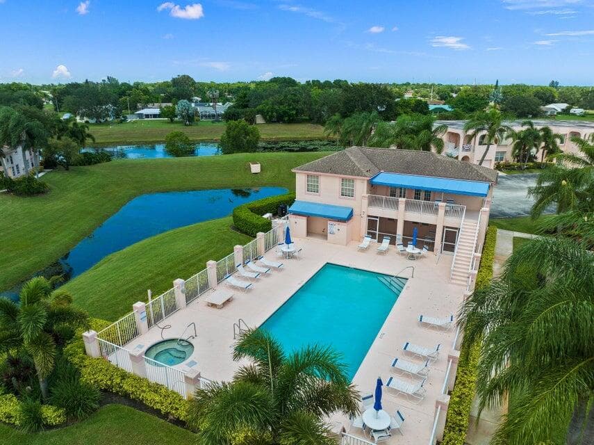 2087 SE Wild Meadow Circle, Port St. Lucie, FL 34952 — photo 7 of 10