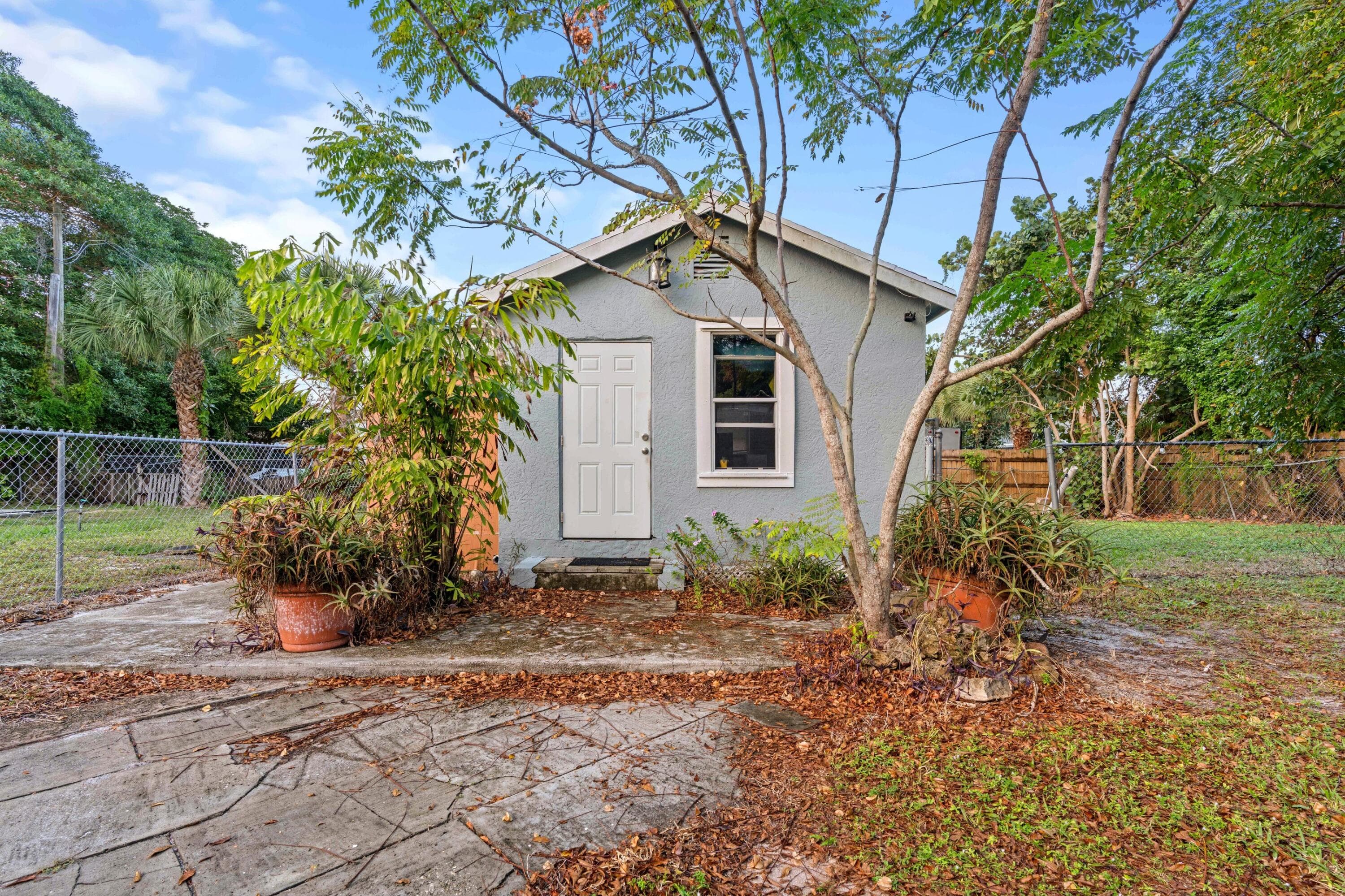 1831 Juno Road, North Palm Beach, FL 33408 — photo 25 of 37