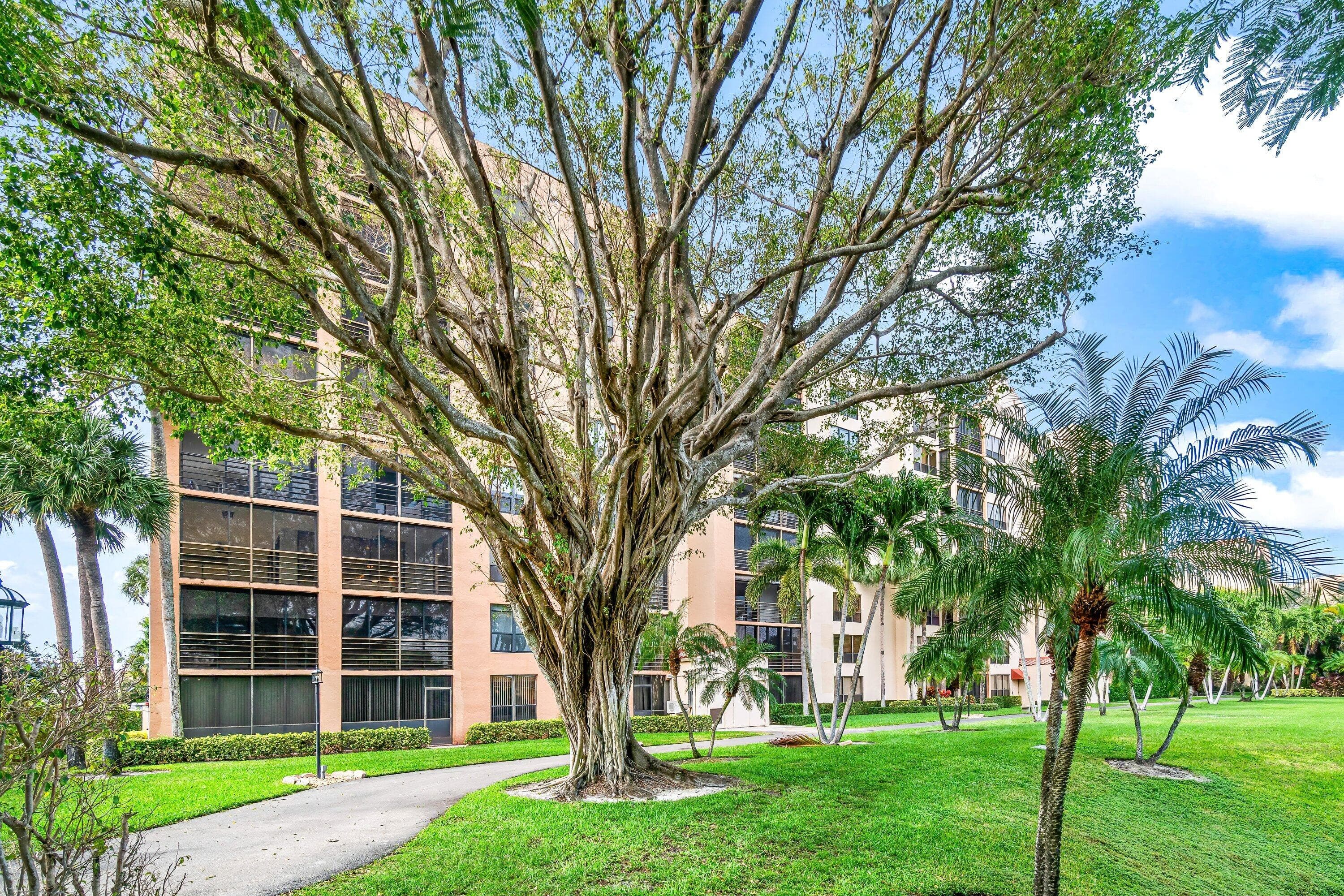 7201 Promenade Drive E 302, Boca Raton, FL 33433 — photo 43 of 46