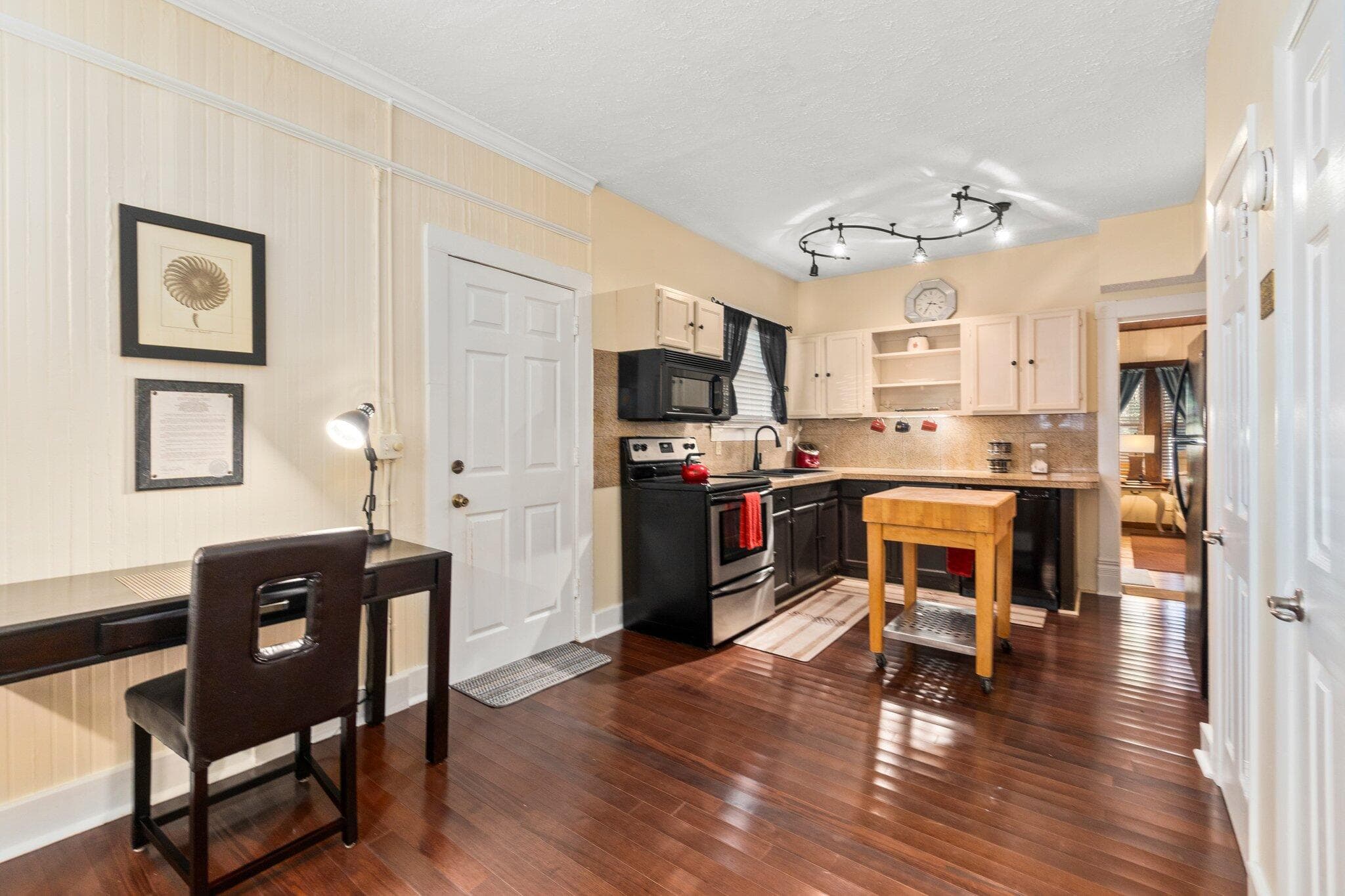 518 N 2nd Street, Fort Pierce, FL 34950 — photo 19 of 69