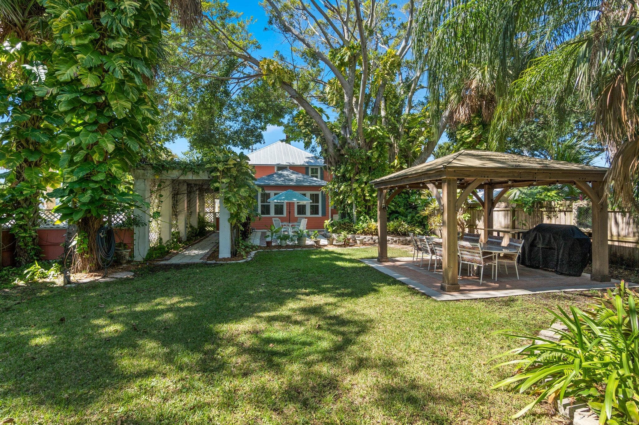 518 N 2nd Street, Fort Pierce, FL 34950 — photo 39 of 69
