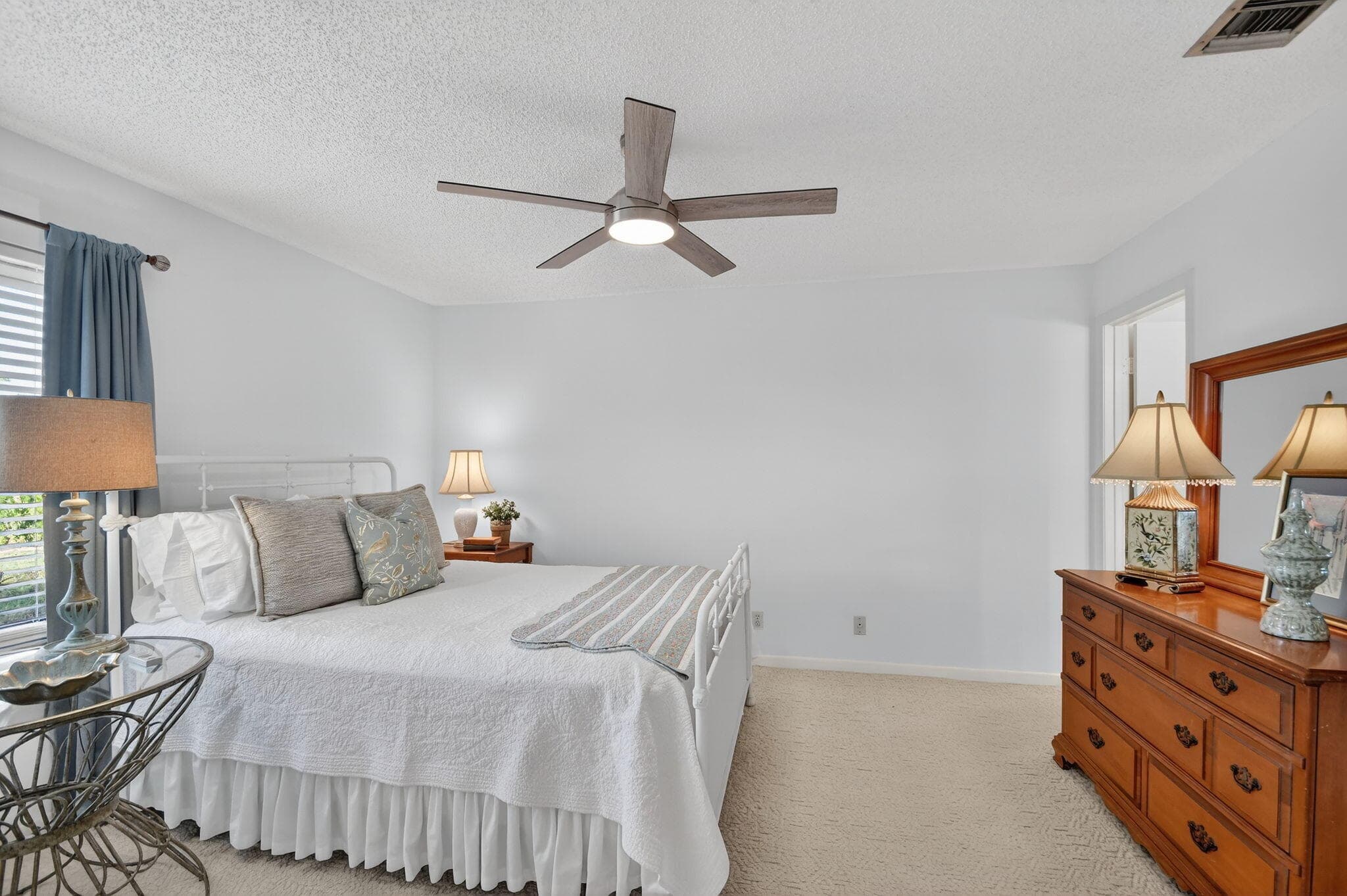 4542 Lucerne Lakes Boulevard E 202, Lake Worth, FL 33467 — photo 14 of 33