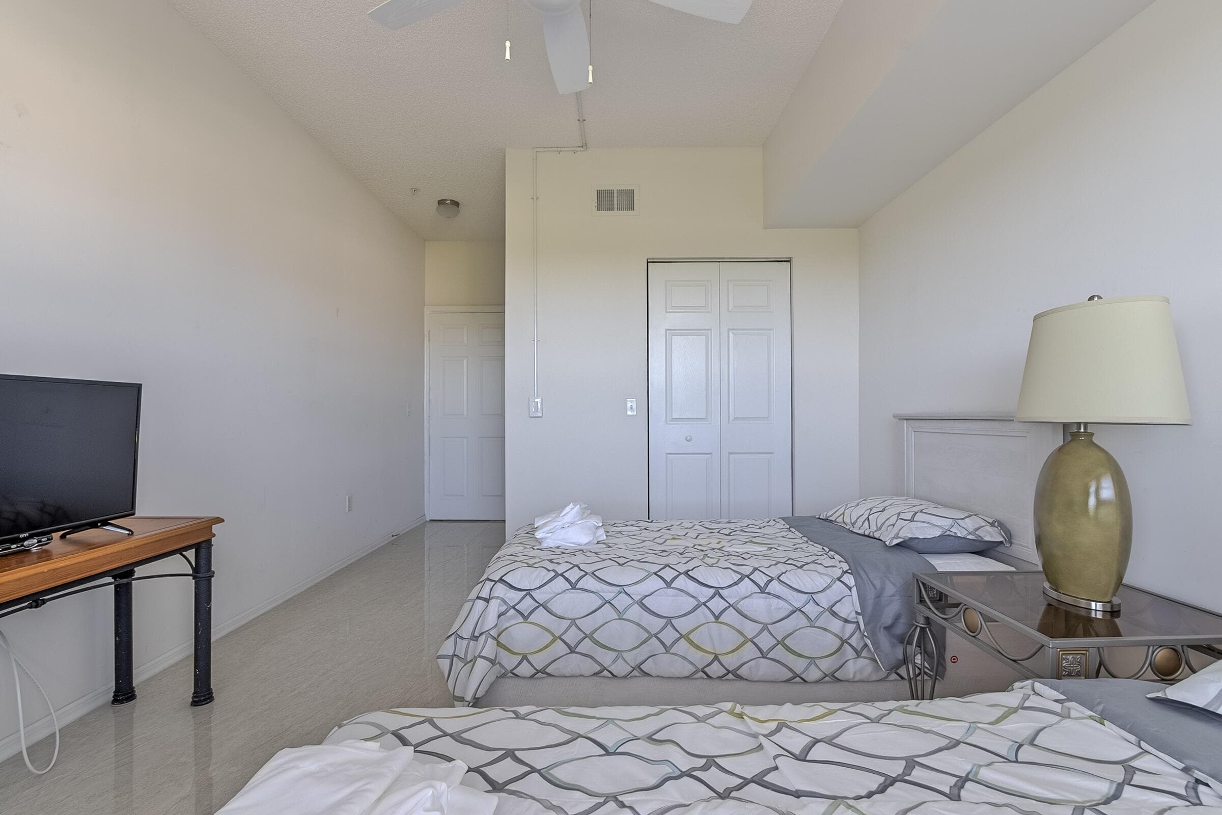 Condominium in Boynton Beach — photo 15 of 17