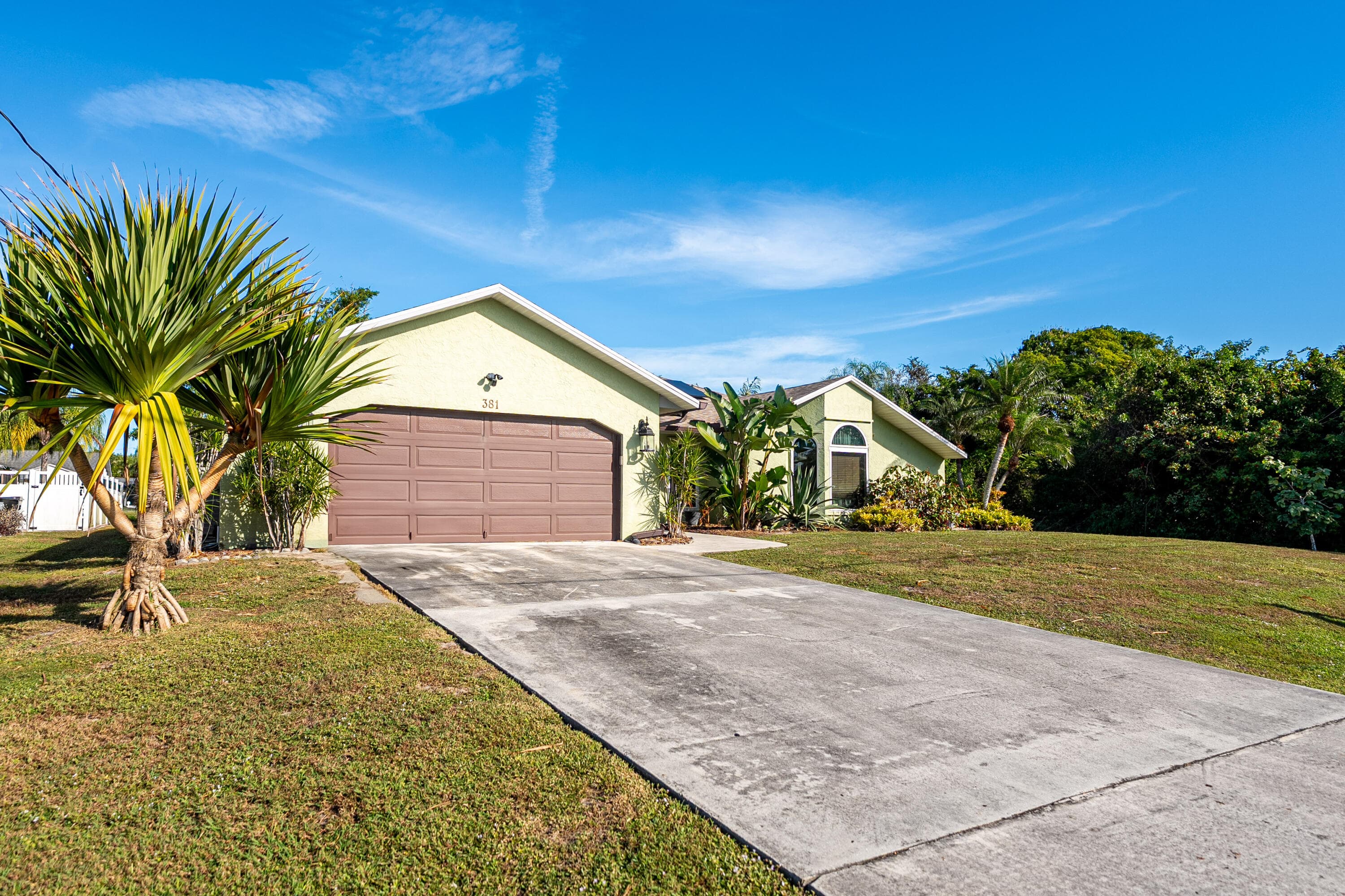 381 SW Lucero Drive, Port St. Lucie, FL 34983 — photo 3 of 37