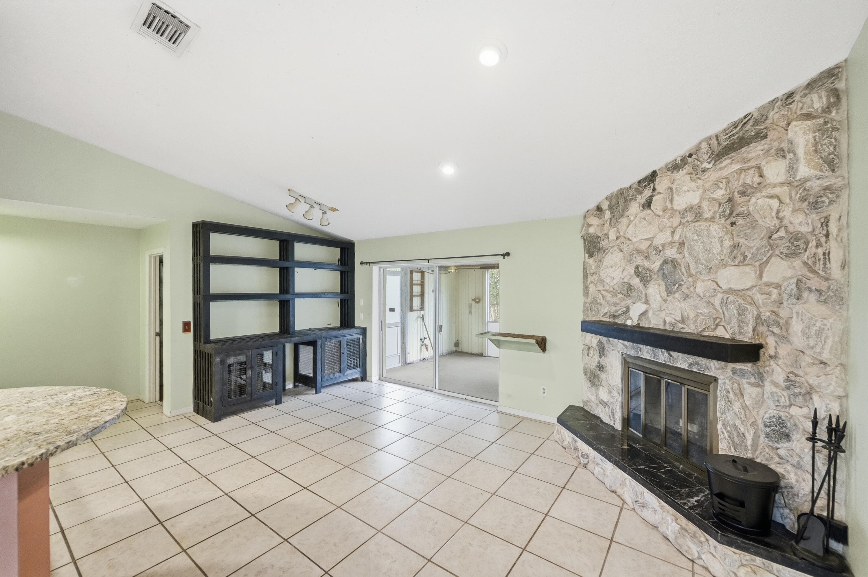 381 SW Lucero Drive, Port St. Lucie, FL 34983 — photo 11 of 37
