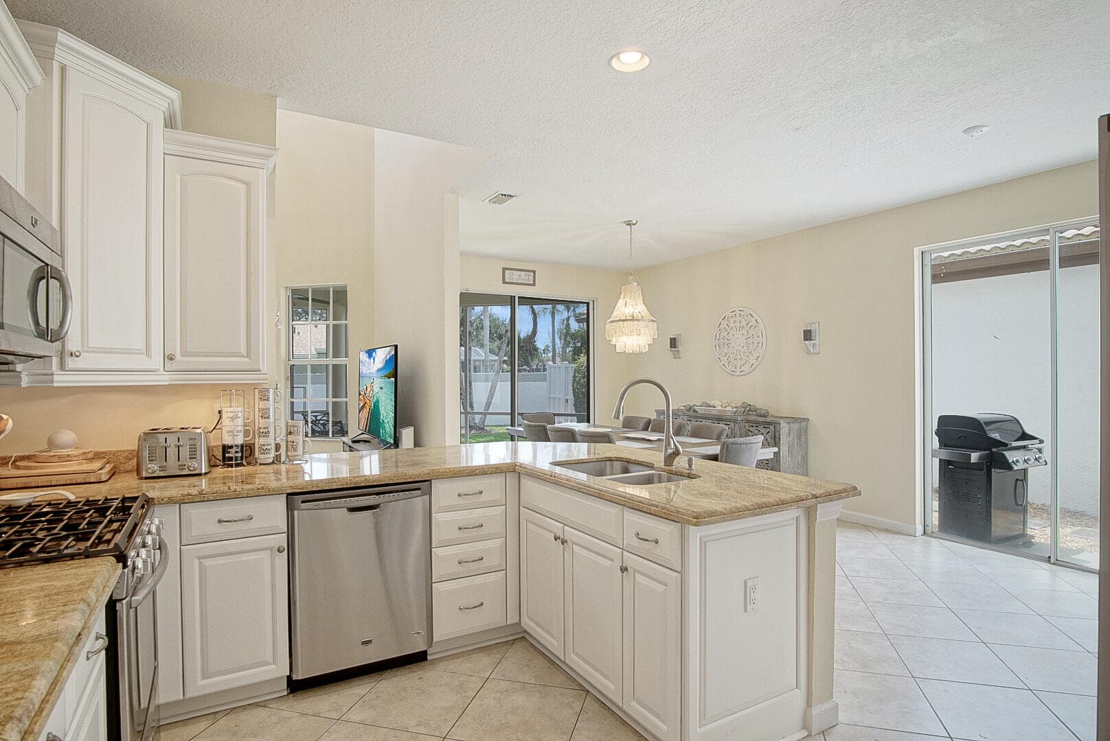 8176 Quail Meadow Way, West Palm Beach, FL 33412 — photo 11 of 45