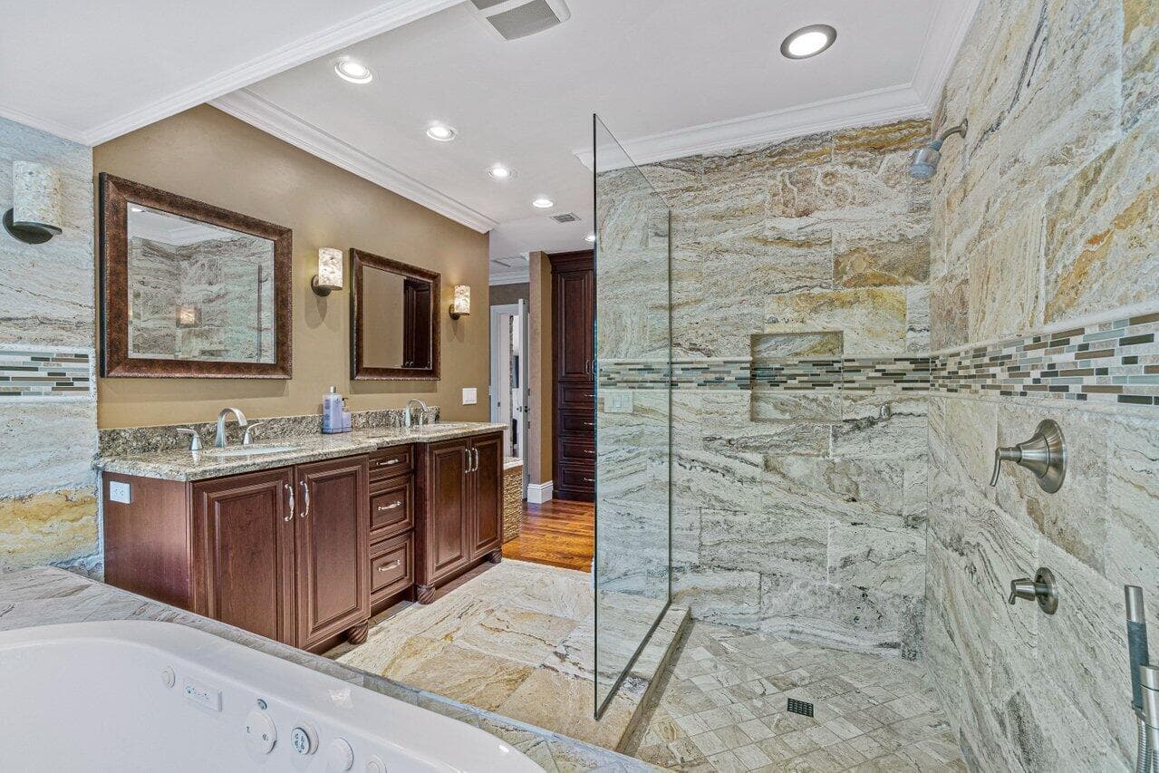 870 NW 7th Street, Boca Raton, FL 33486 — photo 25 of 38