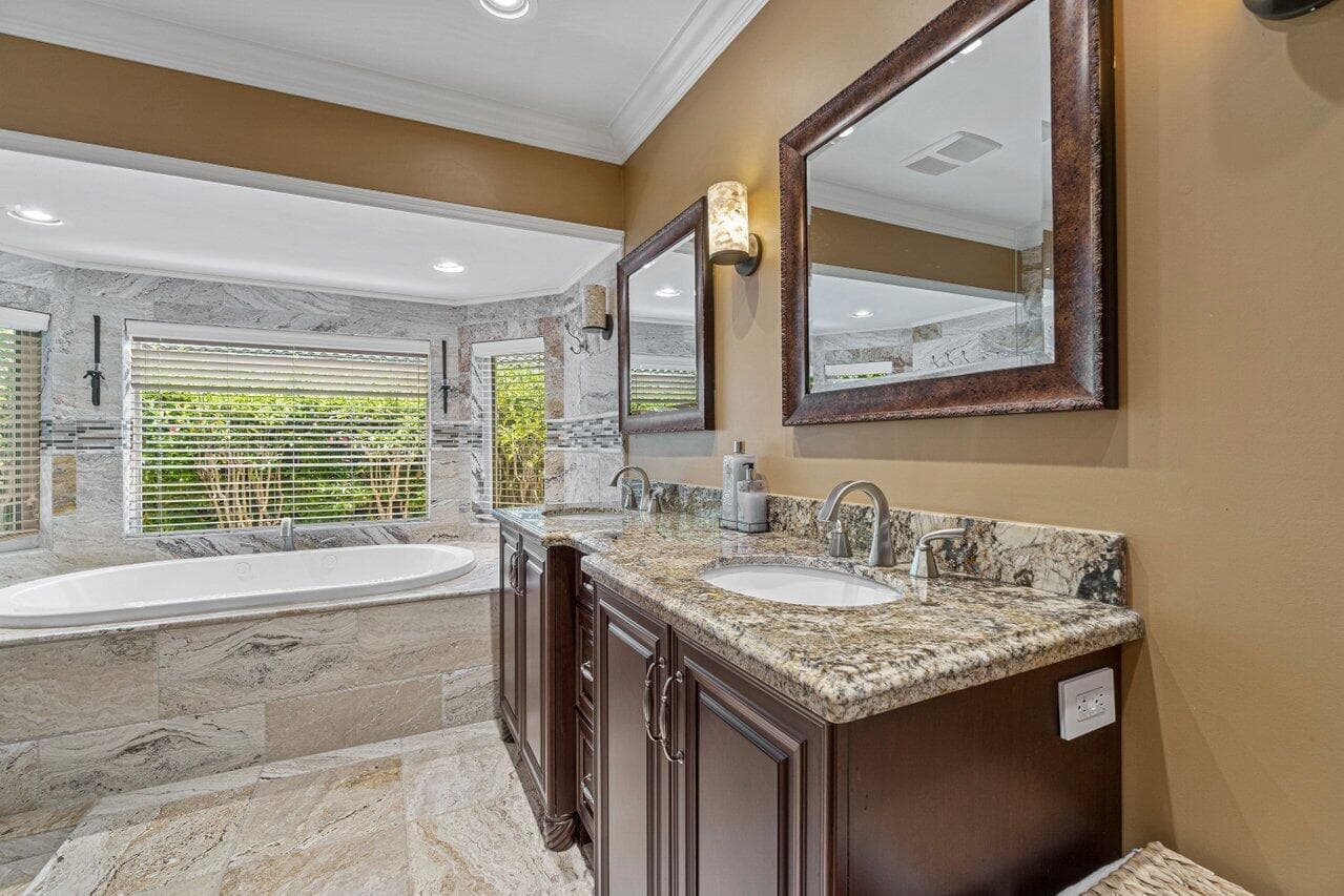 870 NW 7th Street, Boca Raton, FL 33486 — photo 26 of 38