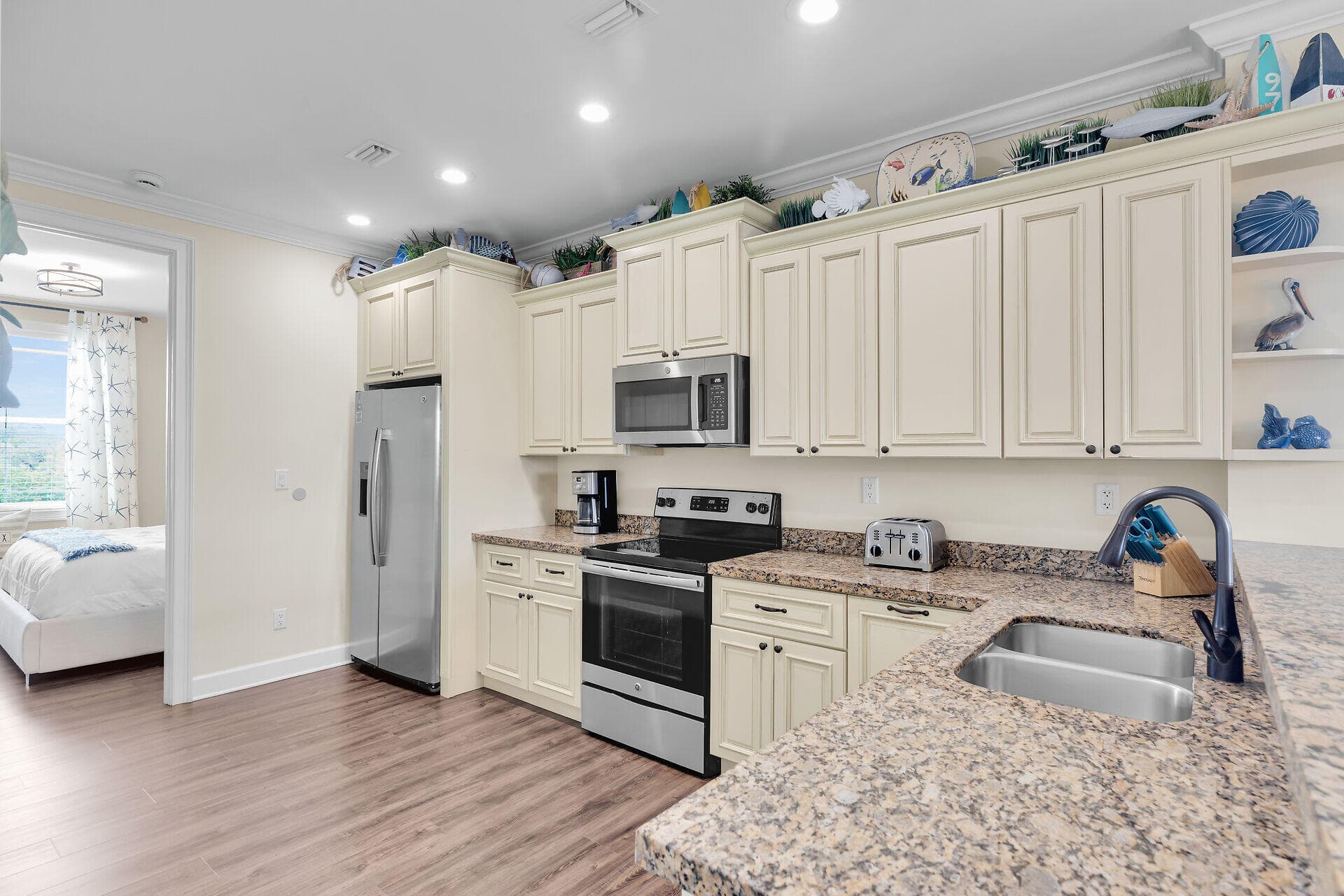 219 Sombrero Beach Road, Marathon, FL 33050 — photo 11 of 56