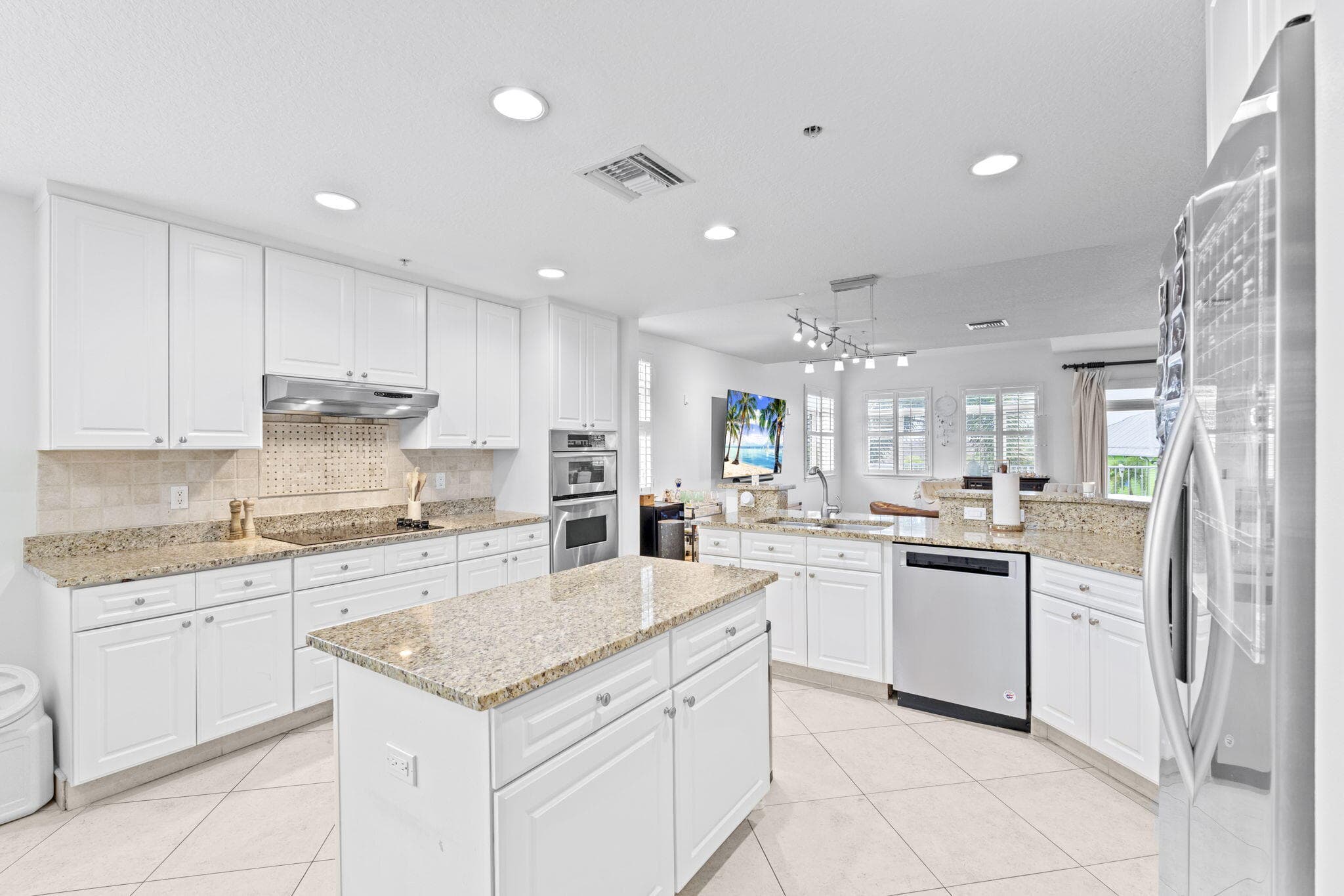 305 E Ocean Avenue Th-7, Lantana, FL 33462 — photo 1 of 51