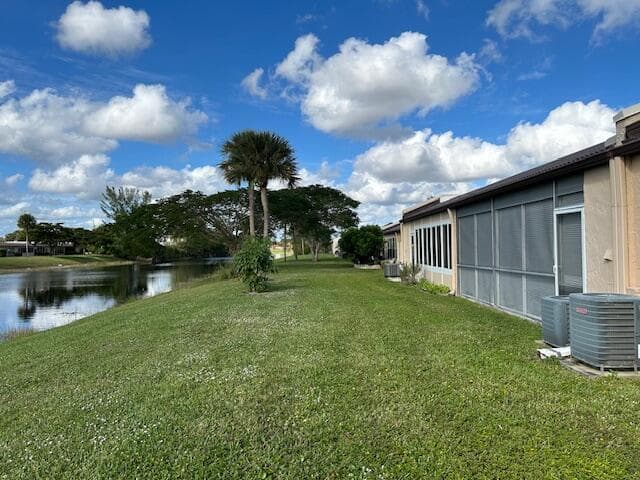 221 Lake Meryl Drive, West Palm Beach, FL 33411 — photo 18 of 31