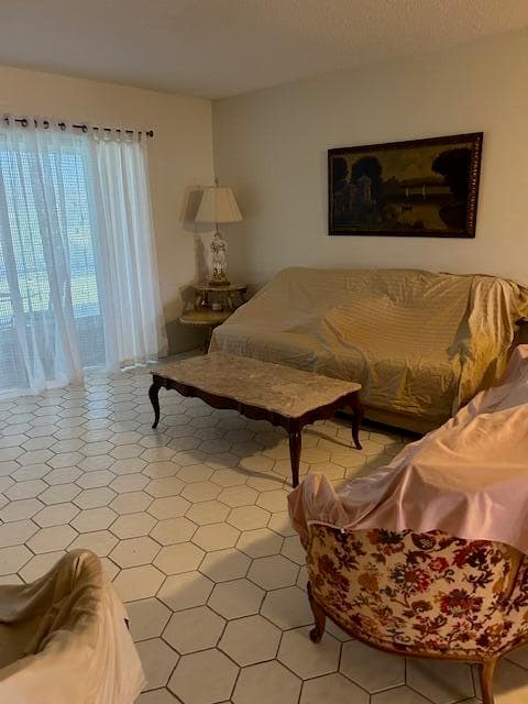 221 Lake Meryl Drive, West Palm Beach, FL 33411 — photo 7 of 31