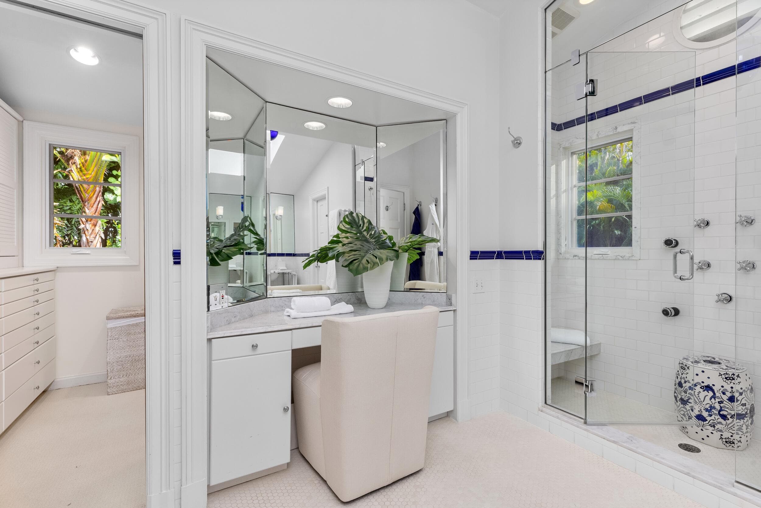 124 Brazilian Avenue, Palm Beach, FL 33480 — photo 18 of 43