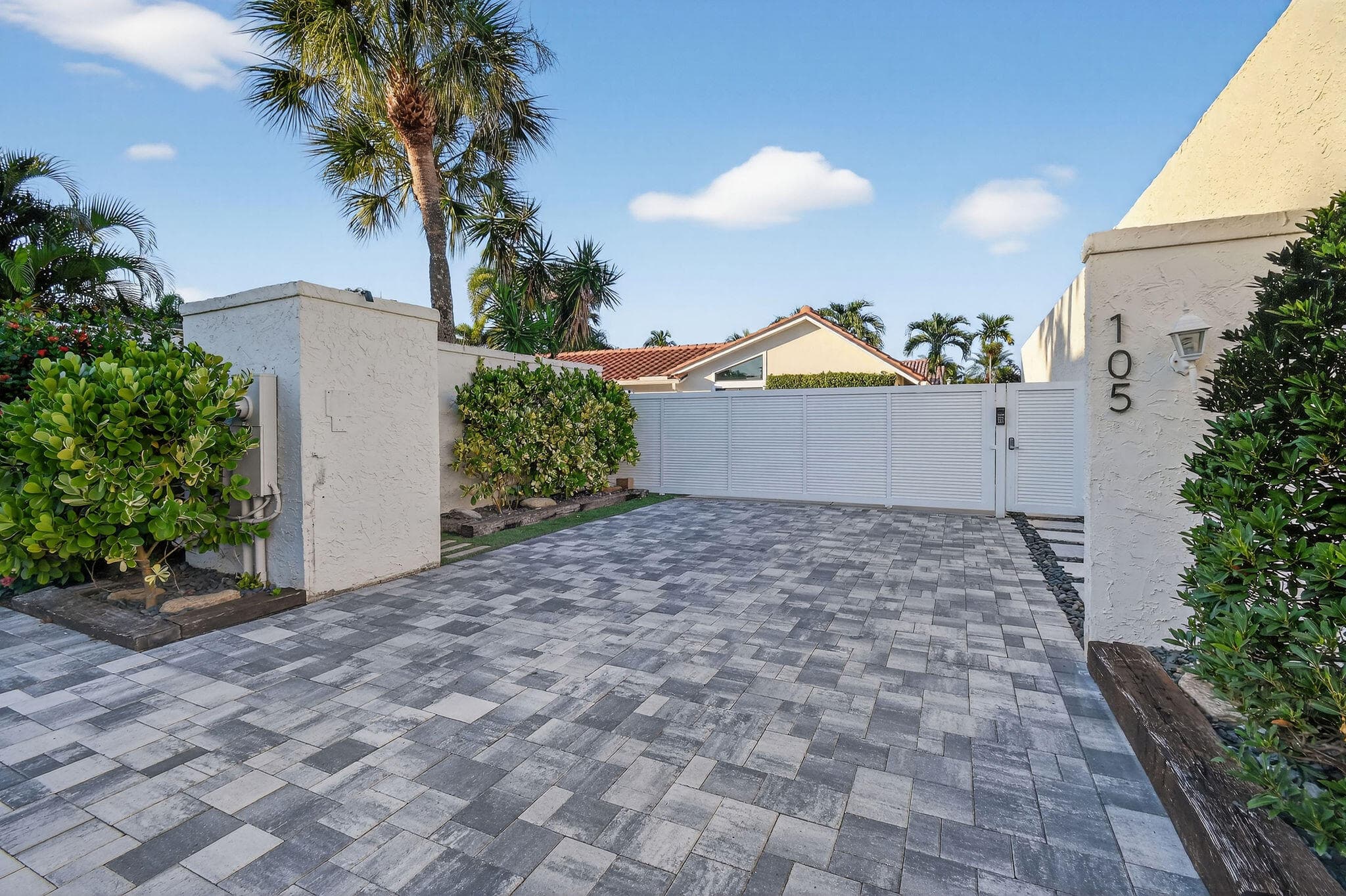 105 W Tarpon Lane, Jupiter, FL 33477 — photo 4 of 53