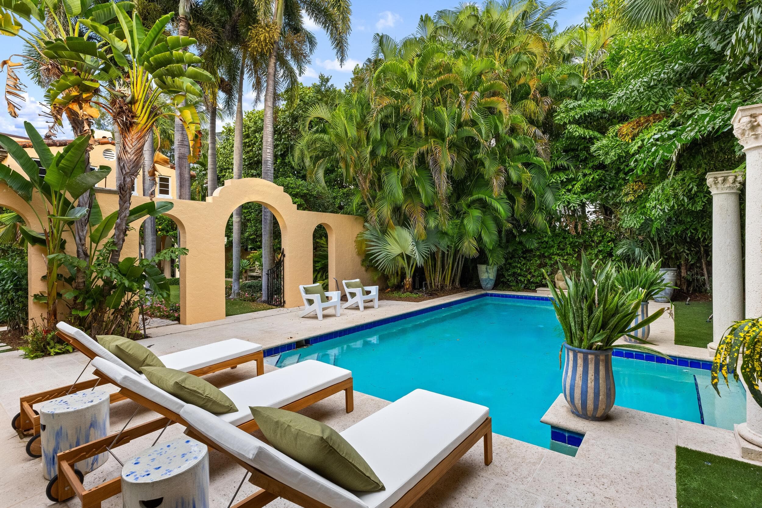124 Brazilian Avenue, Palm Beach, FL 33480 — photo 32 of 43