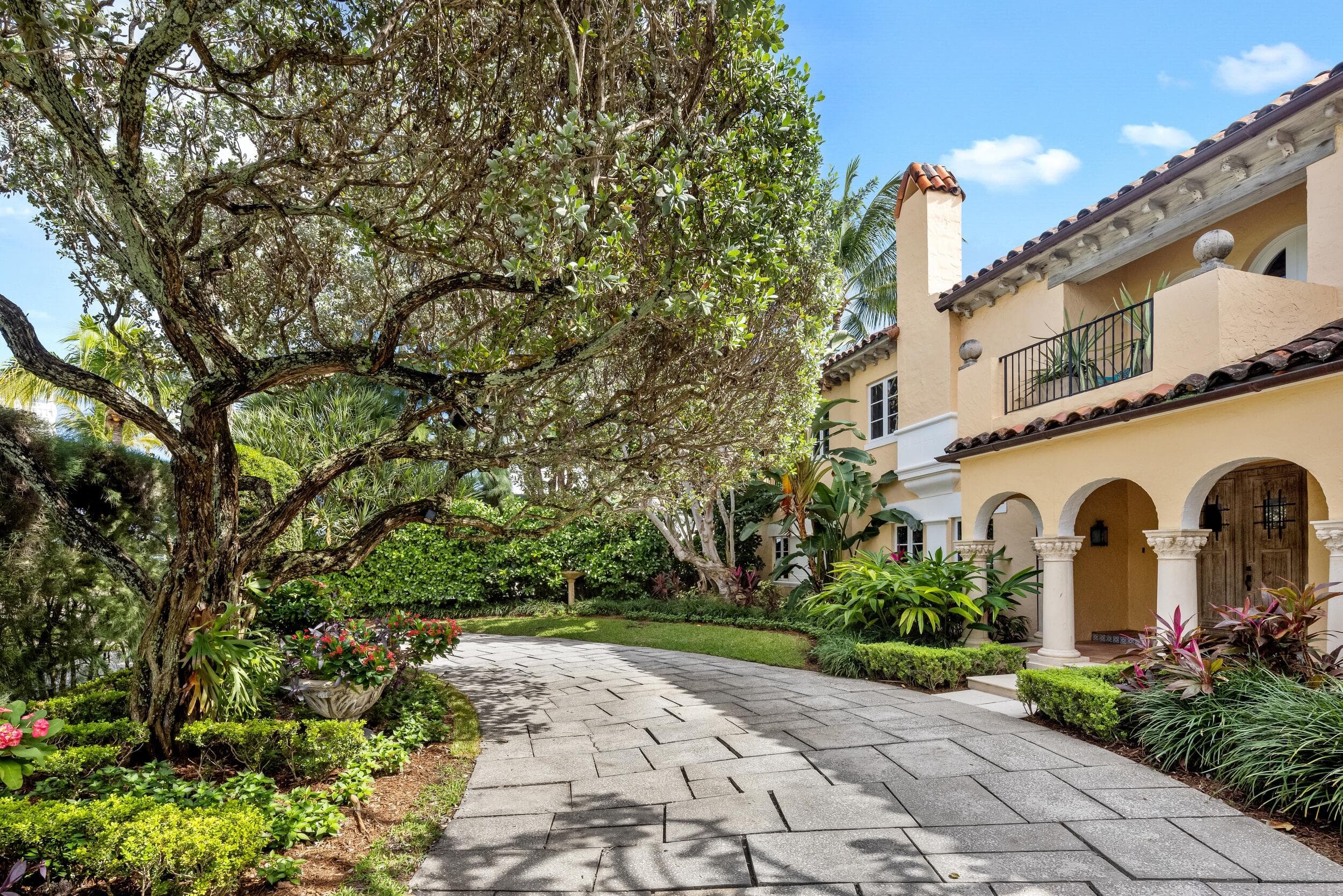 124 Brazilian Avenue, Palm Beach, FL 33480 — photo 42 of 43