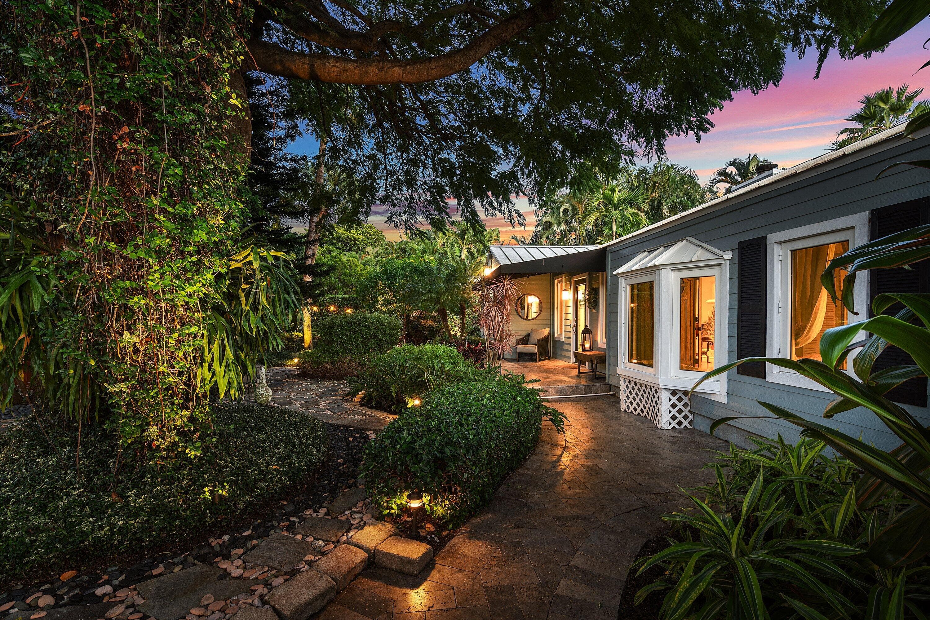 802 NE 2nd Street, Delray Beach, FL 33483 — photo 4 of 52