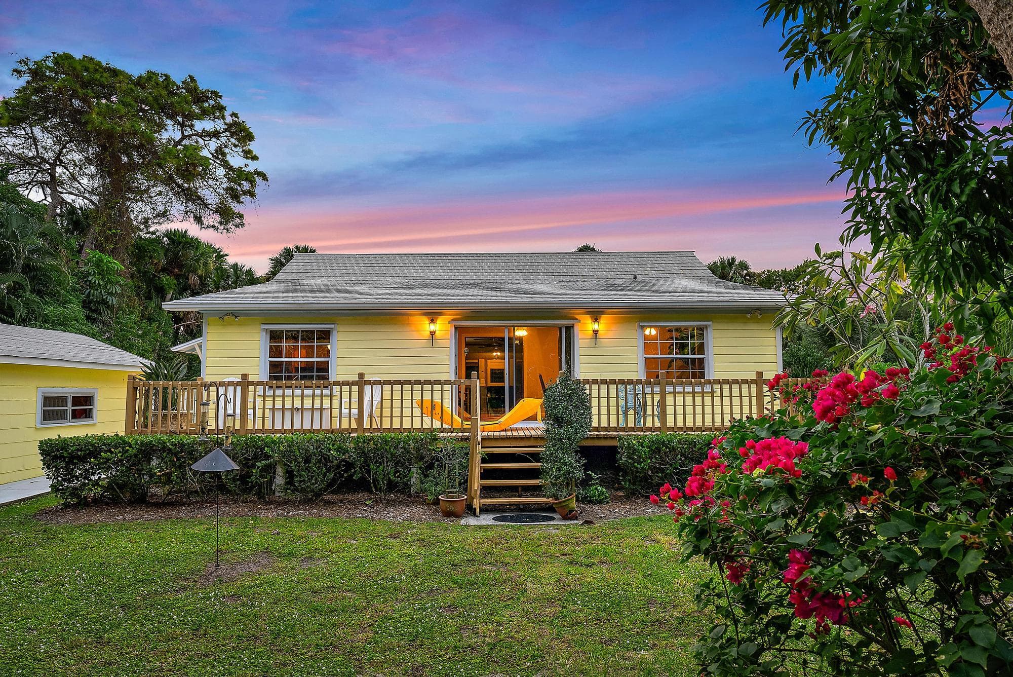 12165 SE Nassau Street, Hobe Sound, FL 33455 — photo 5 of 48