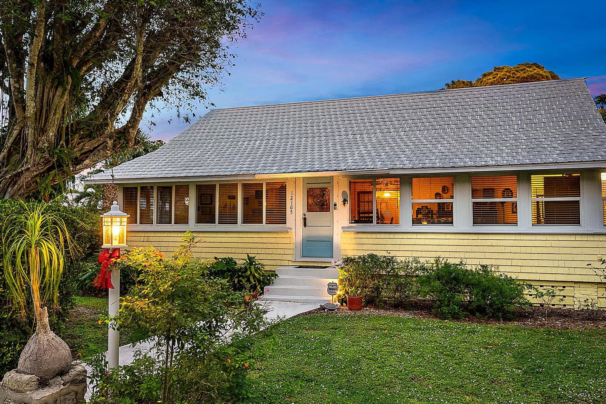 12165 SE Nassau Street, Hobe Sound, FL 33455 — photo 3 of 48