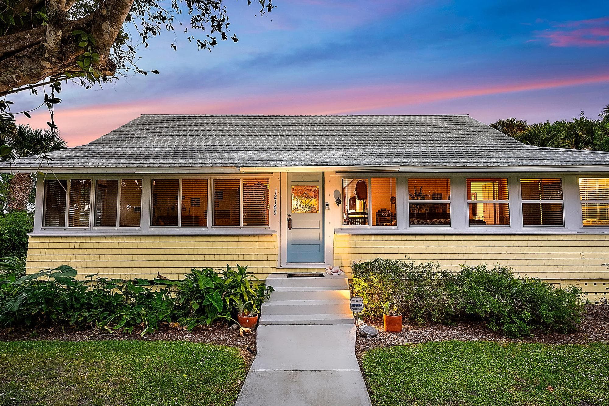 12165 SE Nassau Street, Hobe Sound, FL 33455 — photo 4 of 48