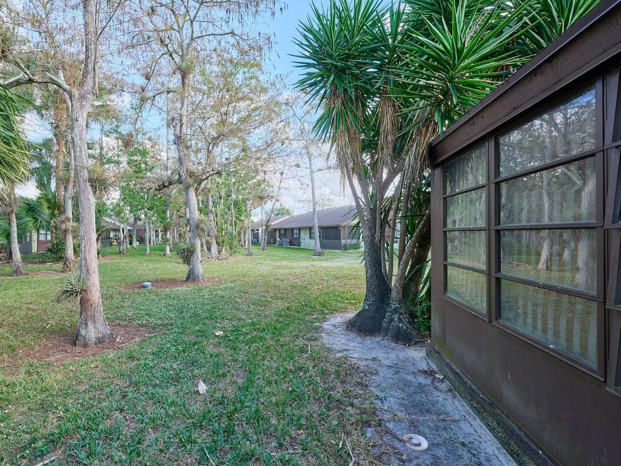 498 Iron Forge Ct Court, Royal Palm Beach, FL 33411 — photo 8 of 42