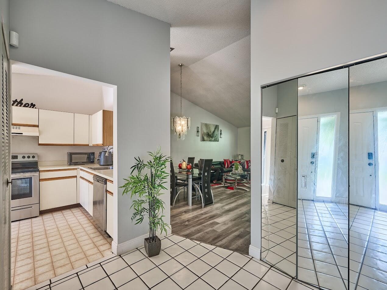 498 Iron Forge Ct Court, Royal Palm Beach, FL 33411 — photo 10 of 42