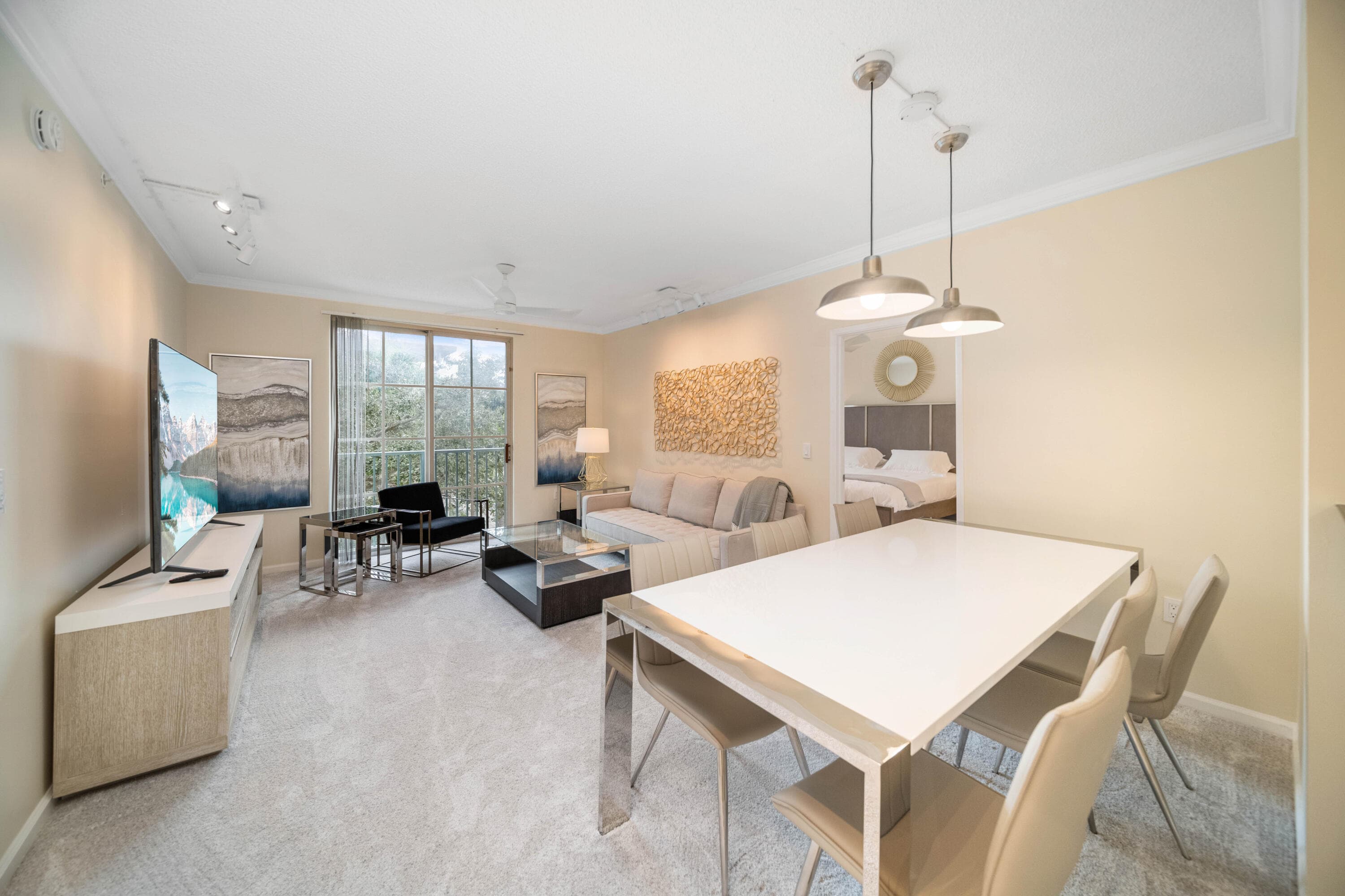 720 S Sapodilla Avenue 301, West Palm Beach, FL 33401 — photo 4 of 24