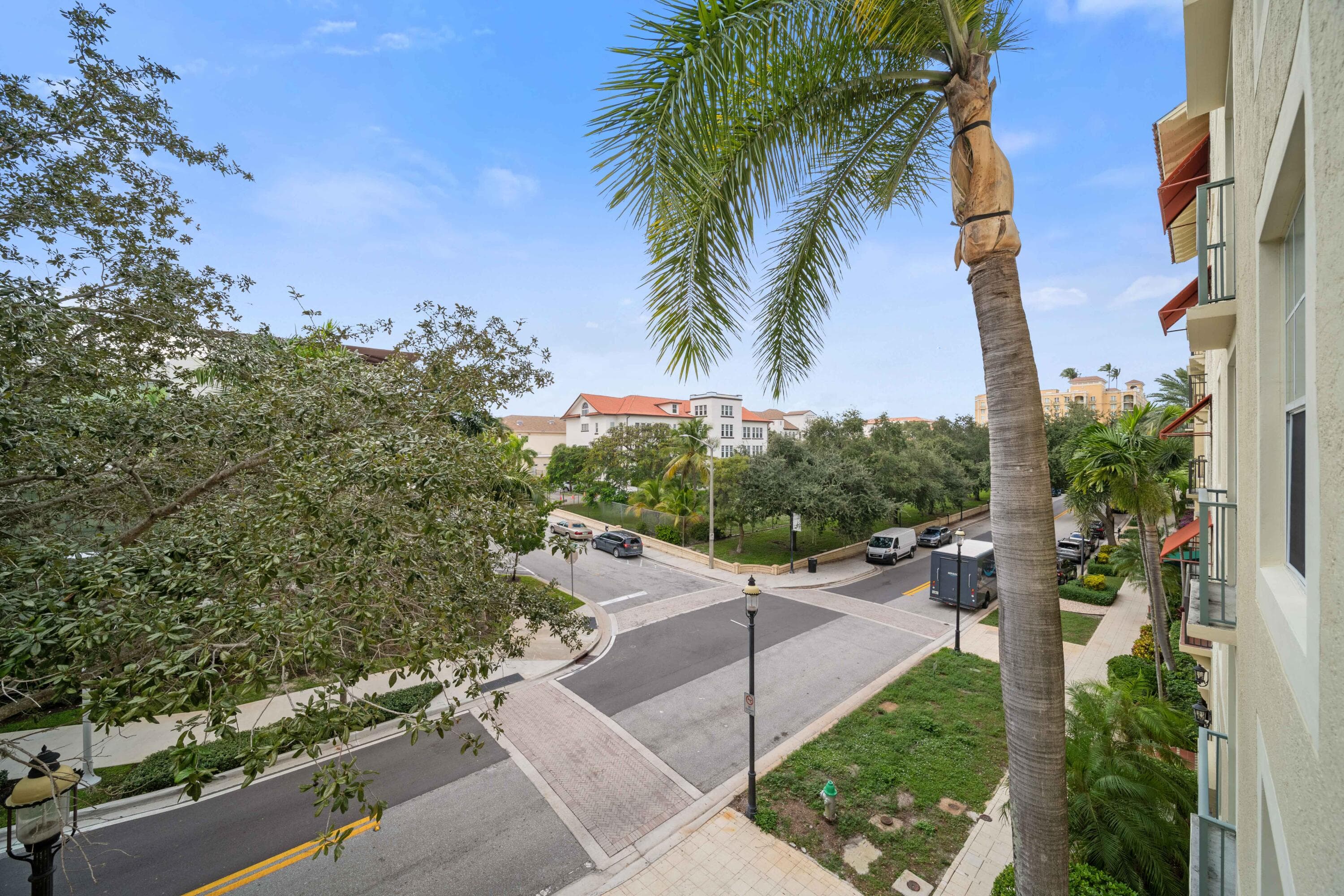720 S Sapodilla Avenue 301, West Palm Beach, FL 33401 — photo 18 of 24