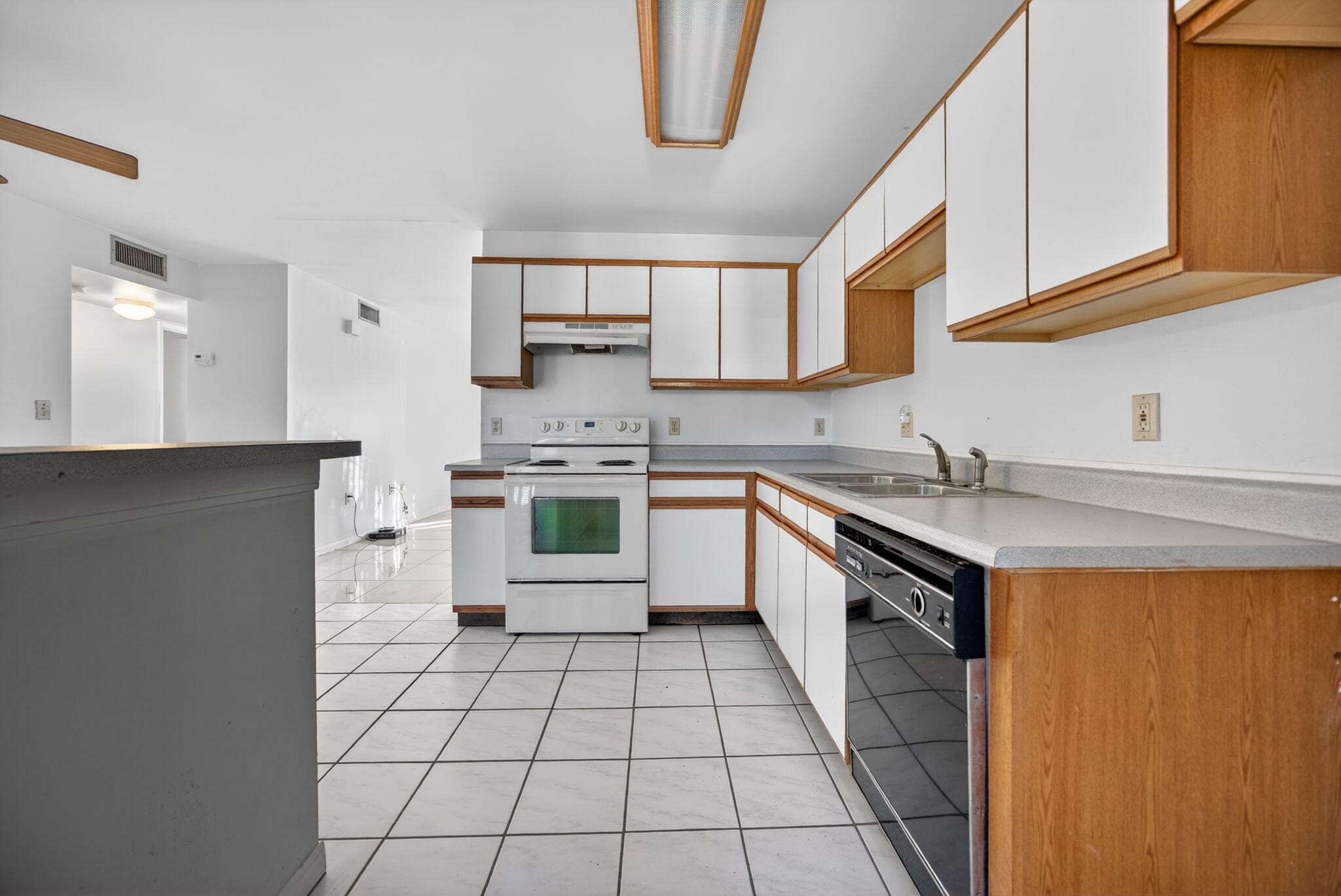 10350 SW 220th Street 236, Cutler Bay, FL 33190 — photo 15 of 34
