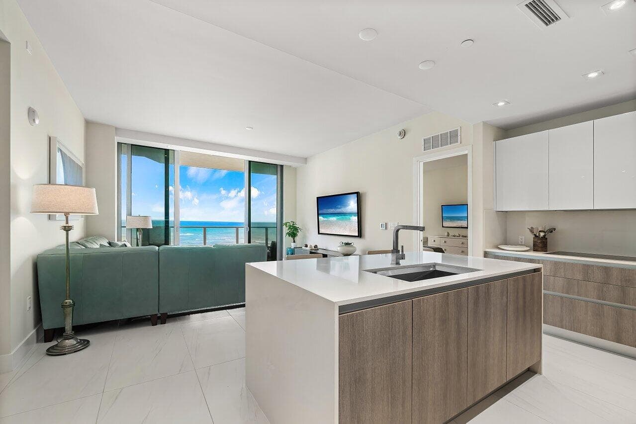 3100 N Ocean Drive H1602, Singer Island, FL 33404 — photo 8 of 46