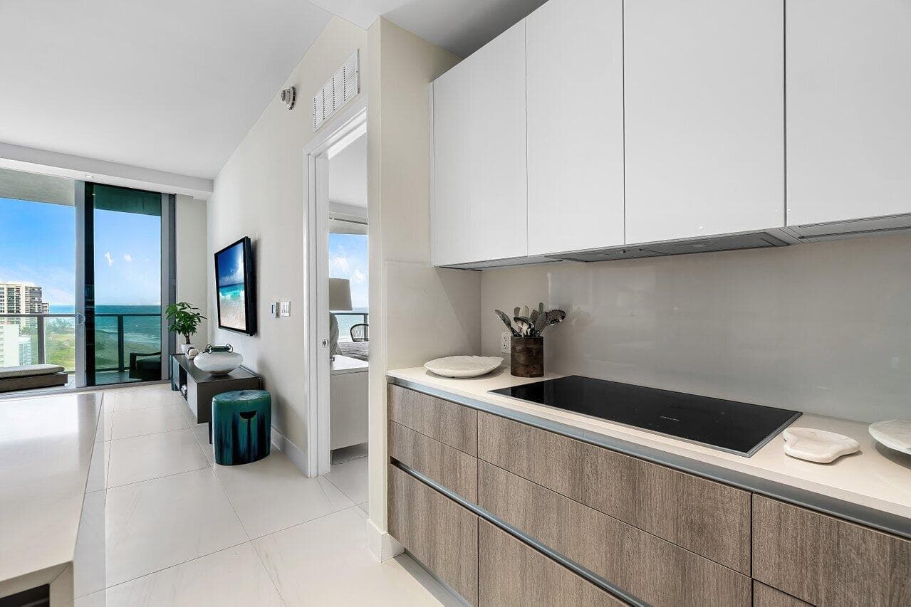 3100 N Ocean Drive H1602, Singer Island, FL 33404 — photo 9 of 46