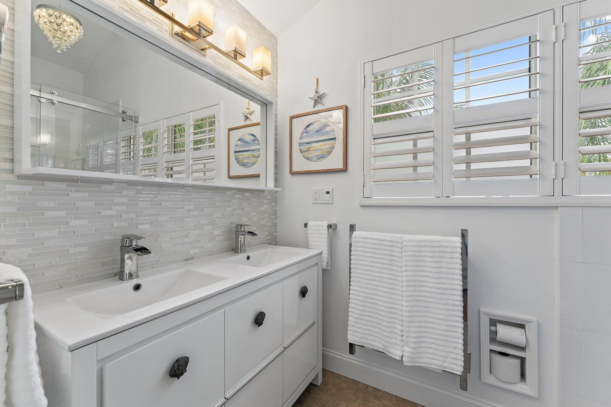460 Sunrise Way, Juno Beach, FL 33408 — photo 11 of 56