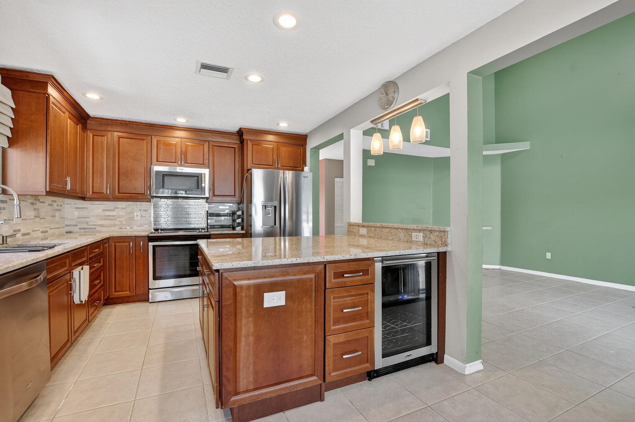 4045 NW 1st Street, Delray Beach, FL 33445 — photo 12 of 38