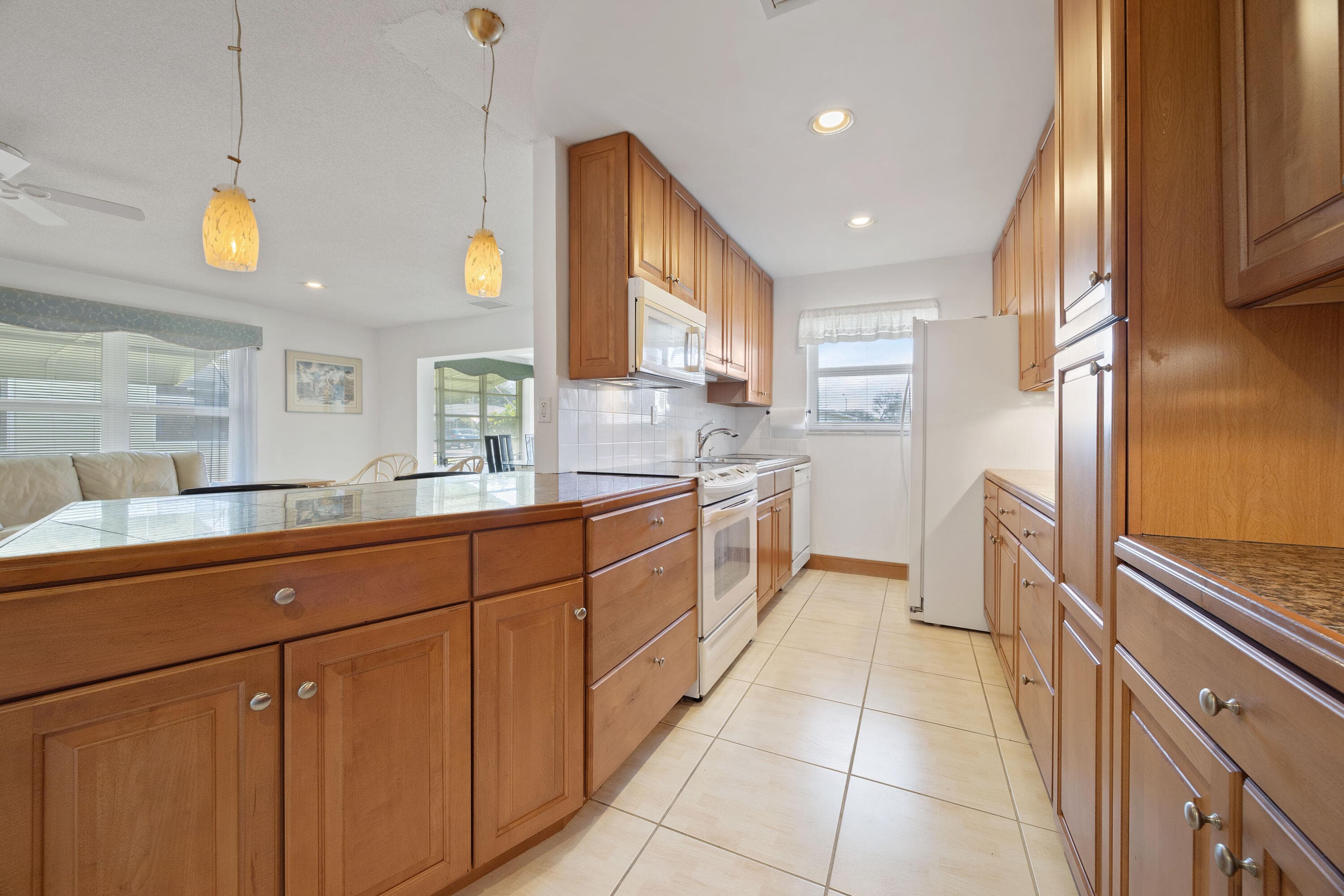 275 High Point Court D, Boynton Beach, FL 33435 — photo 9 of 27