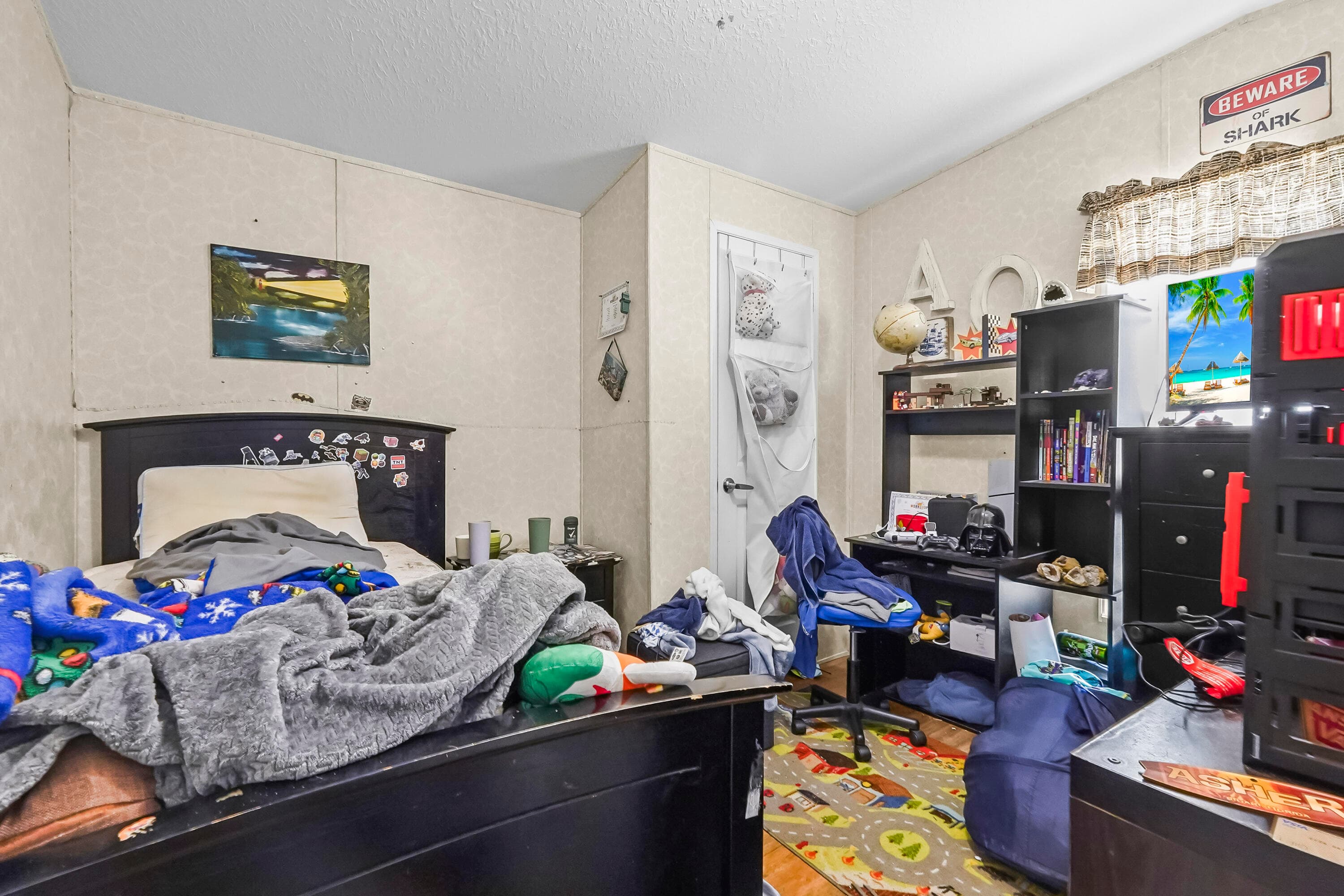 8333 SE Sandy Lane, Hobe Sound, FL 33455 — photo 13 of 37
