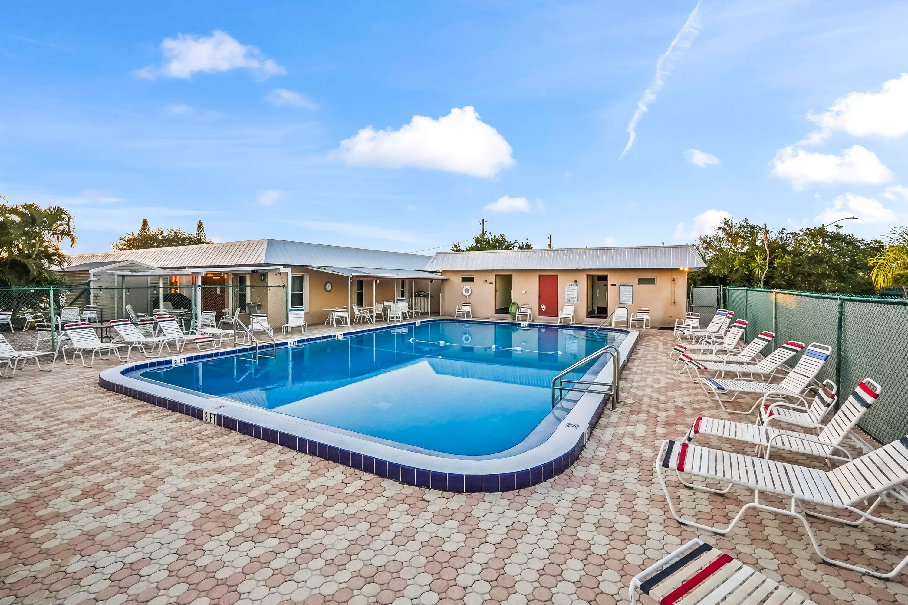 8333 SE Sandy Lane, Hobe Sound, FL 33455 — photo 26 of 37