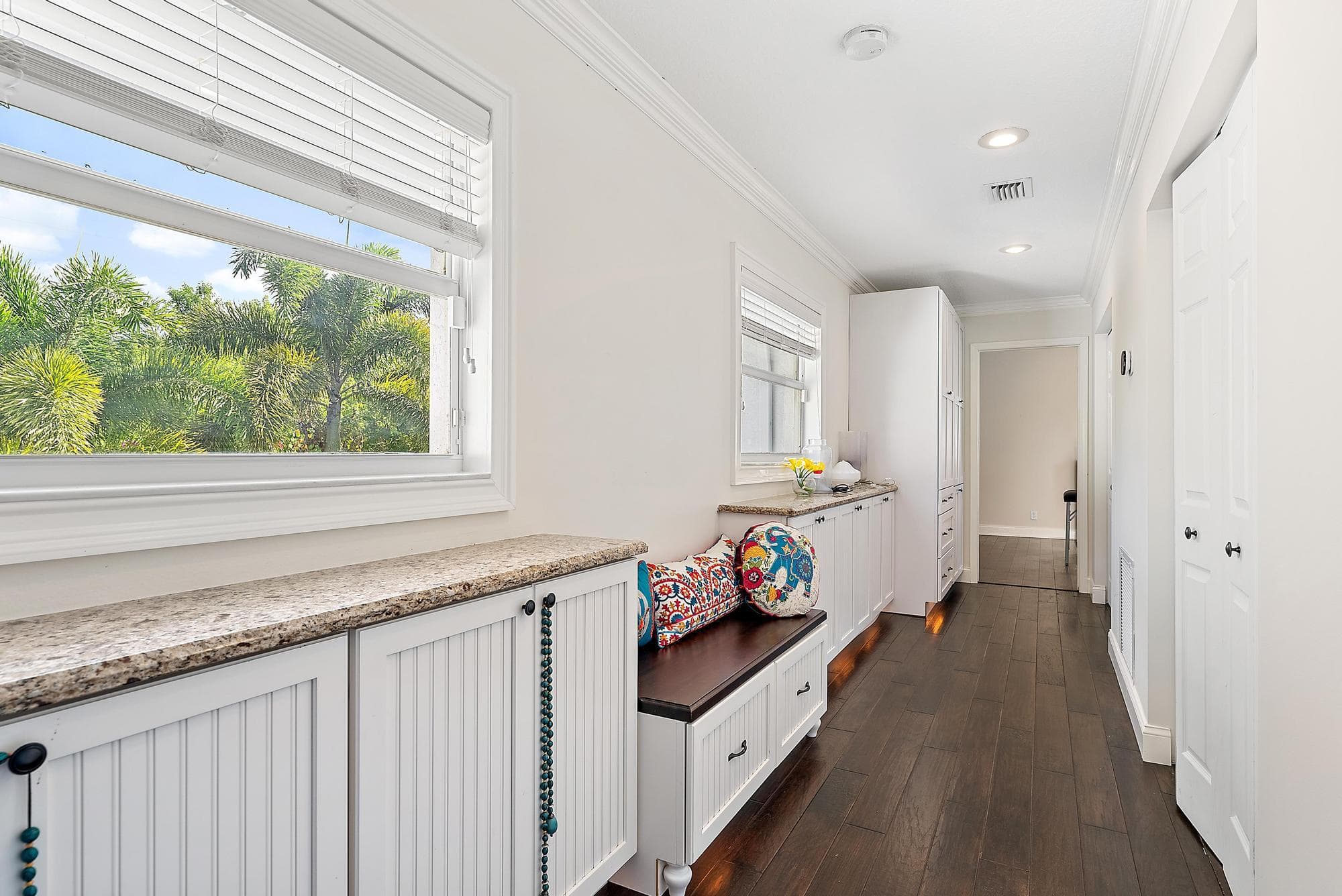 542 N Cypress Drive, Tequesta, FL 33469 — photo 15 of 29