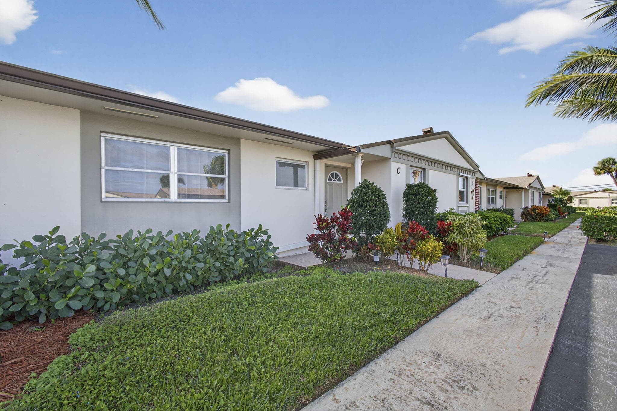 2833 Crosley Drive W C, West Palm Beach, FL 33415 — photo 3 of 31