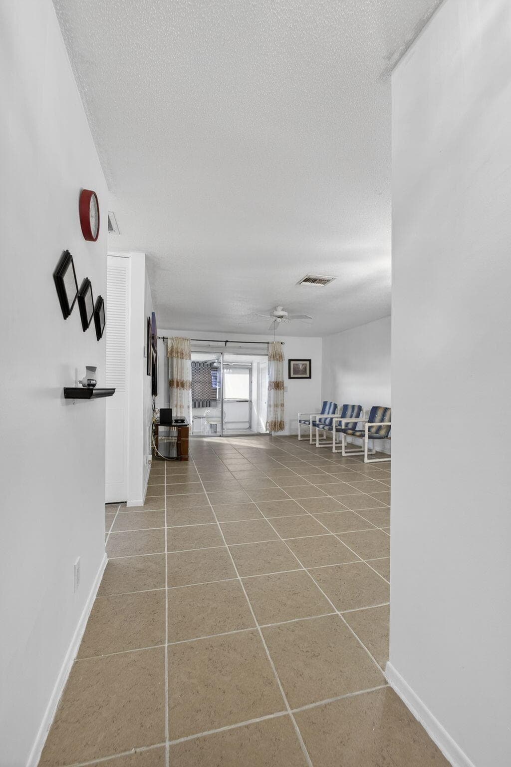 2833 Crosley Drive W C, West Palm Beach, FL 33415 — photo 5 of 31