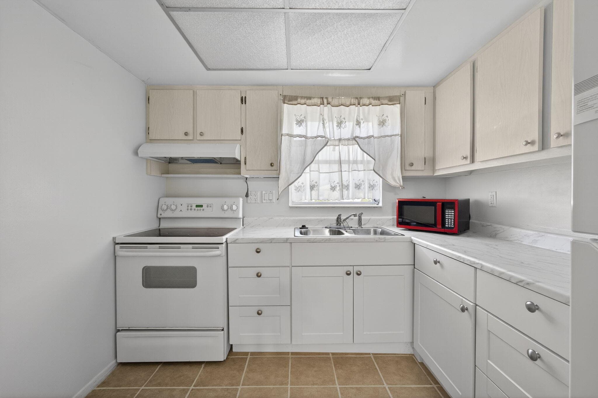 2833 Crosley Drive W C, West Palm Beach, FL 33415 — photo 13 of 31