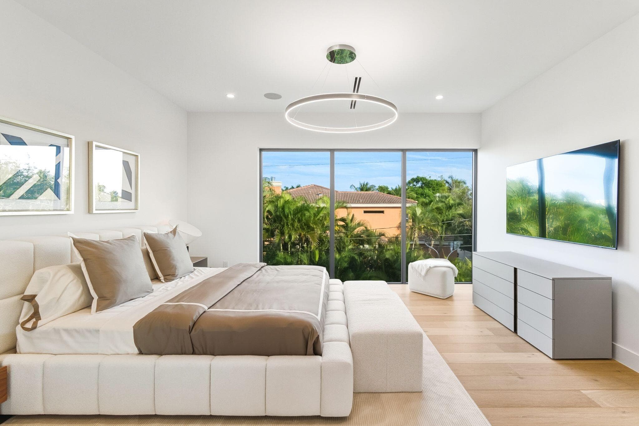 1050 NE 3rd Avenue, Boca Raton, FL 33432 — photo 9 of 64