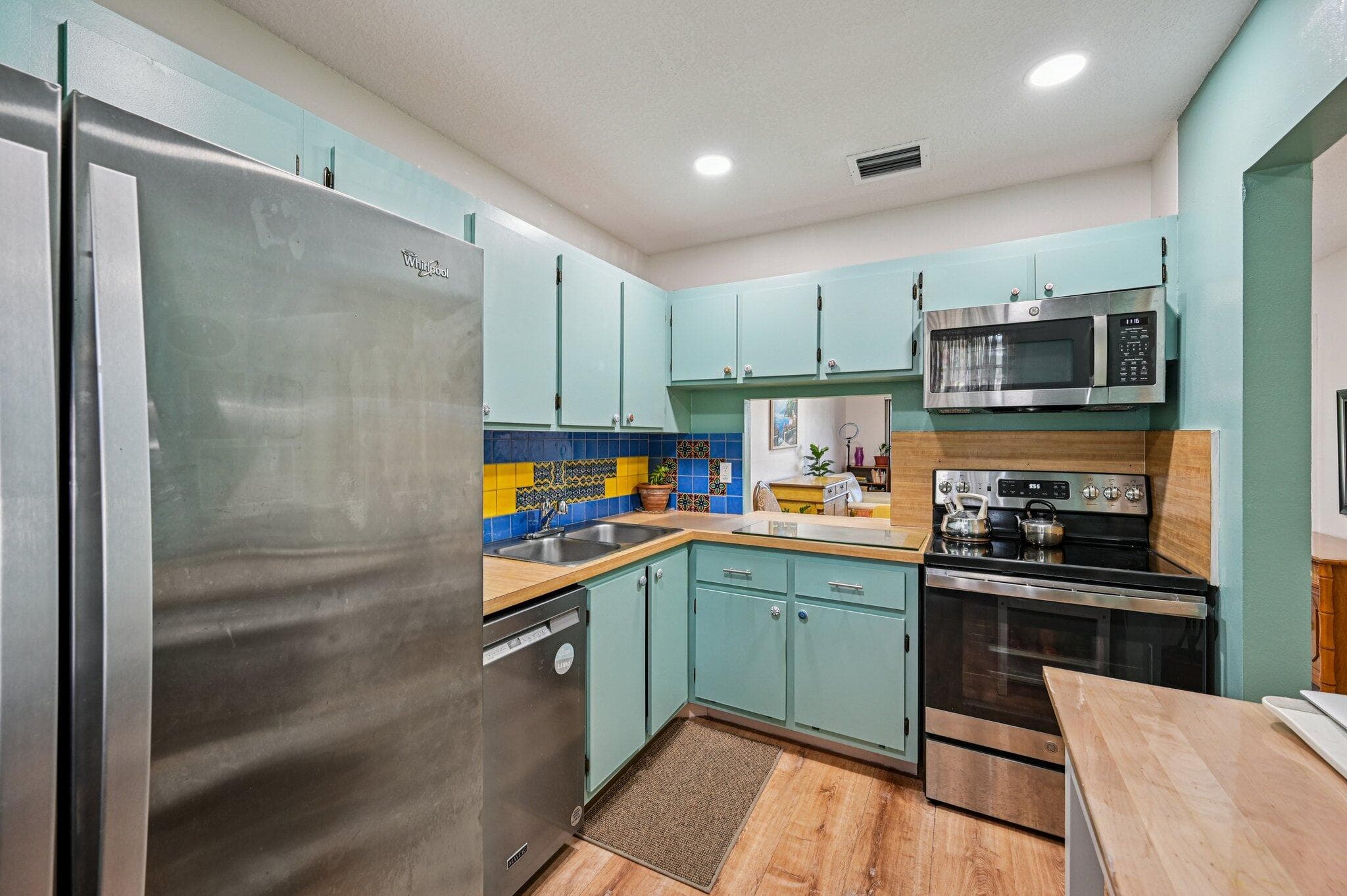 107 Lake Olive Drive, West Palm Beach, FL 33411 — photo 12 of 39