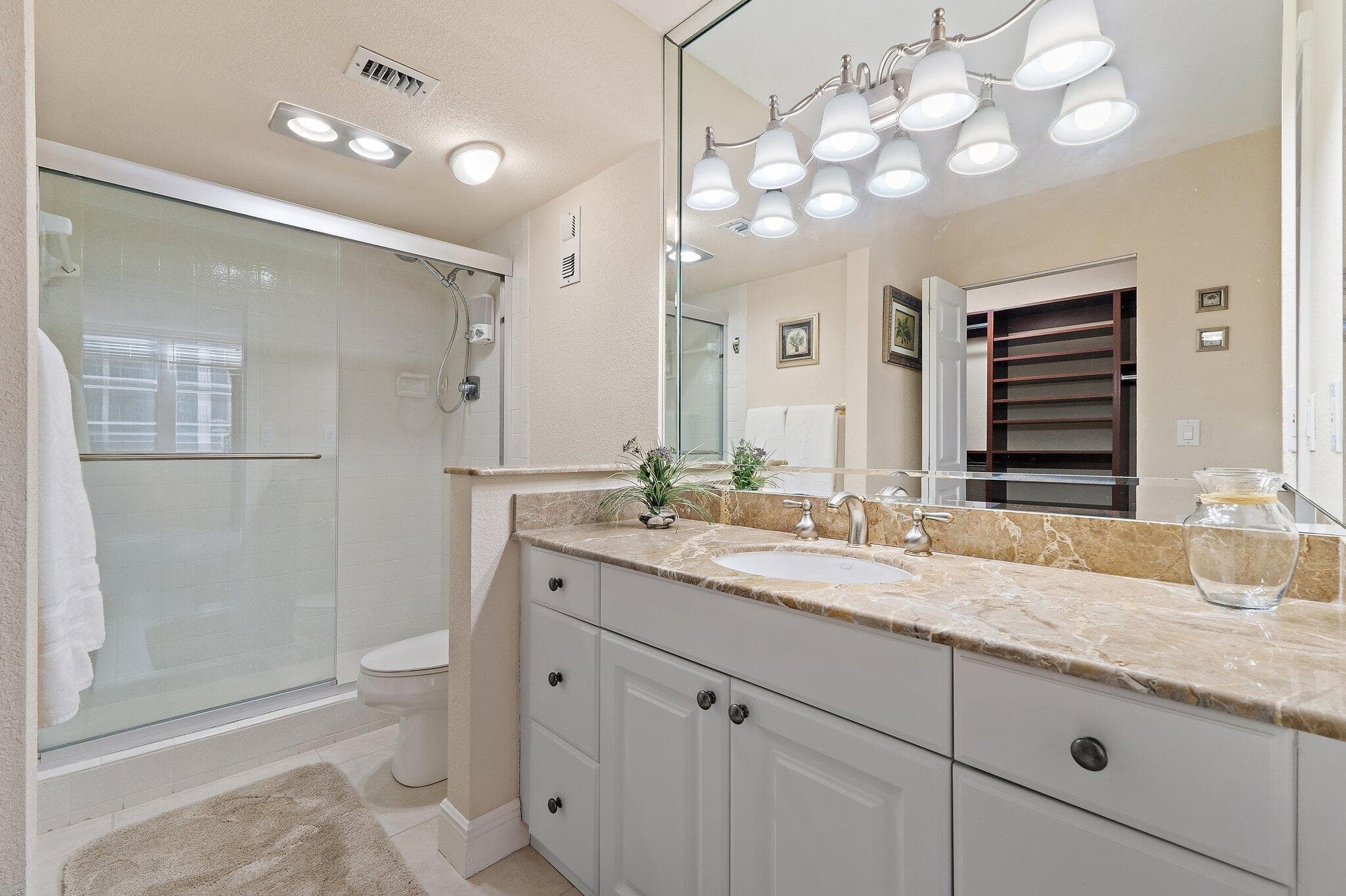 Condominium in Singer Island — photo 25 of 77