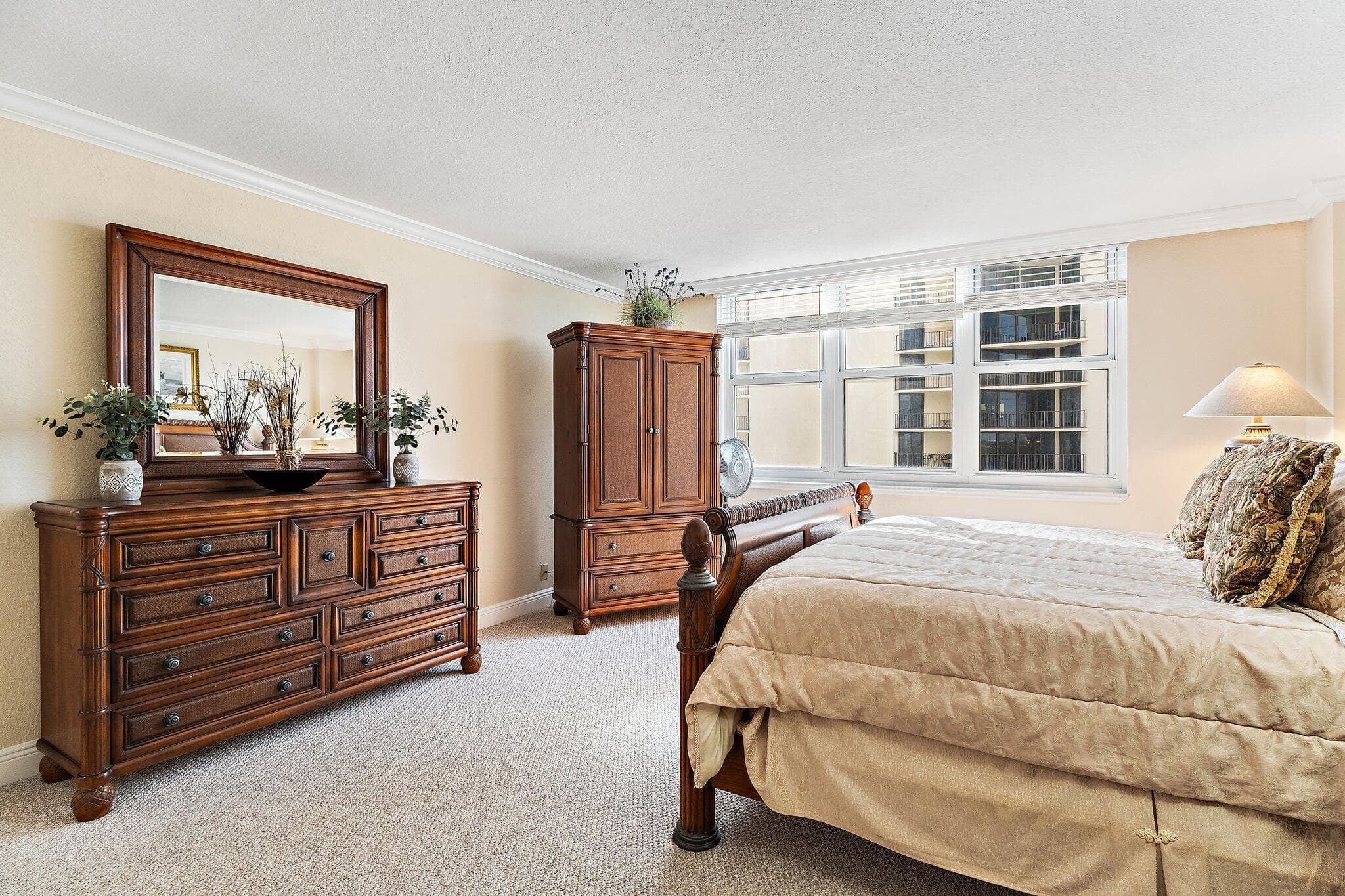 Condominium in Singer Island — photo 24 of 77