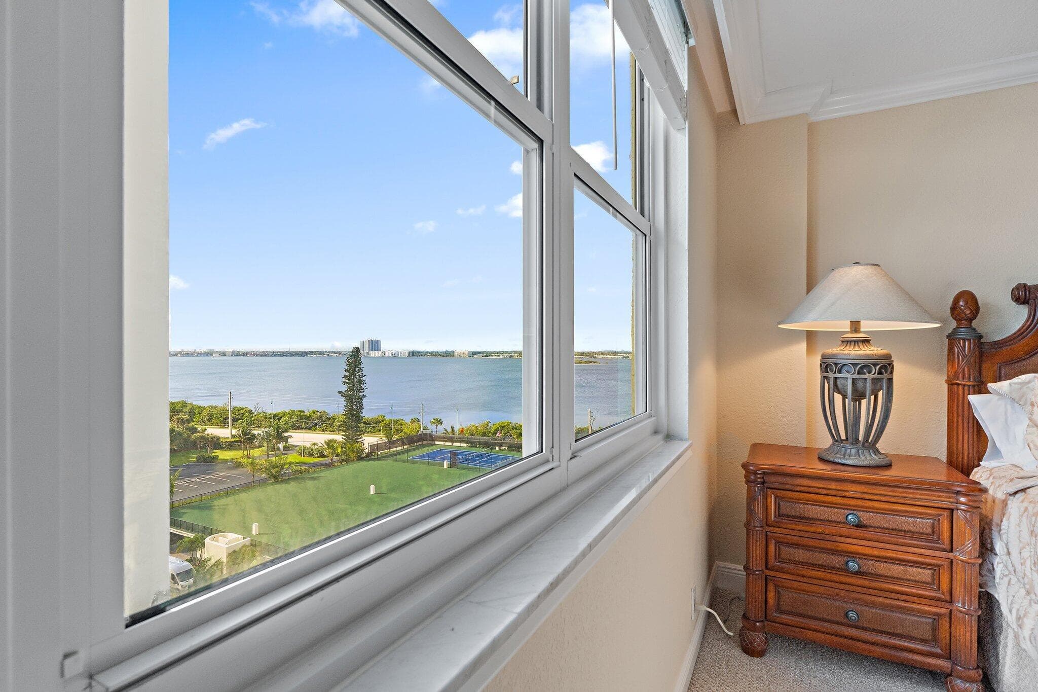 Condominium in Singer Island — photo 23 of 77